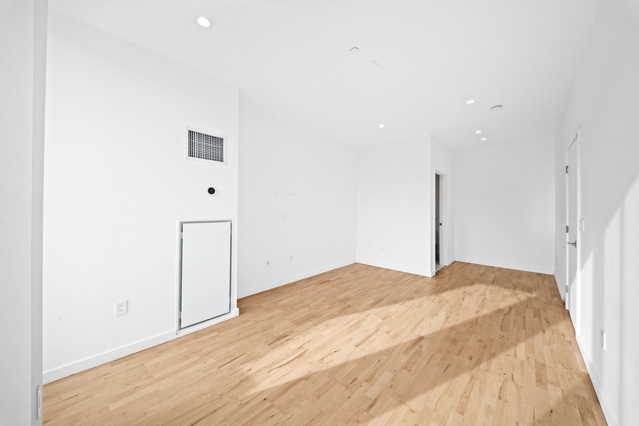 346 Congress Street Unit 703, Seaport, Boston, MA 02210 - Image 13