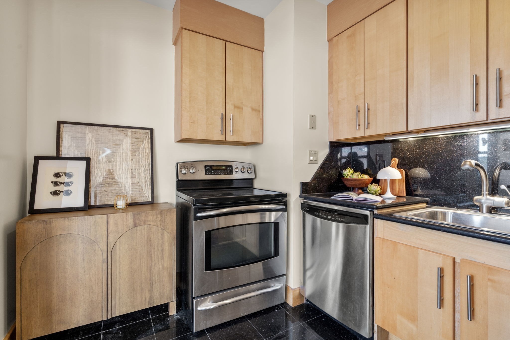 42 Beach Street Unit 9D, Chinatown, Boston, MA 02111 - Image 6