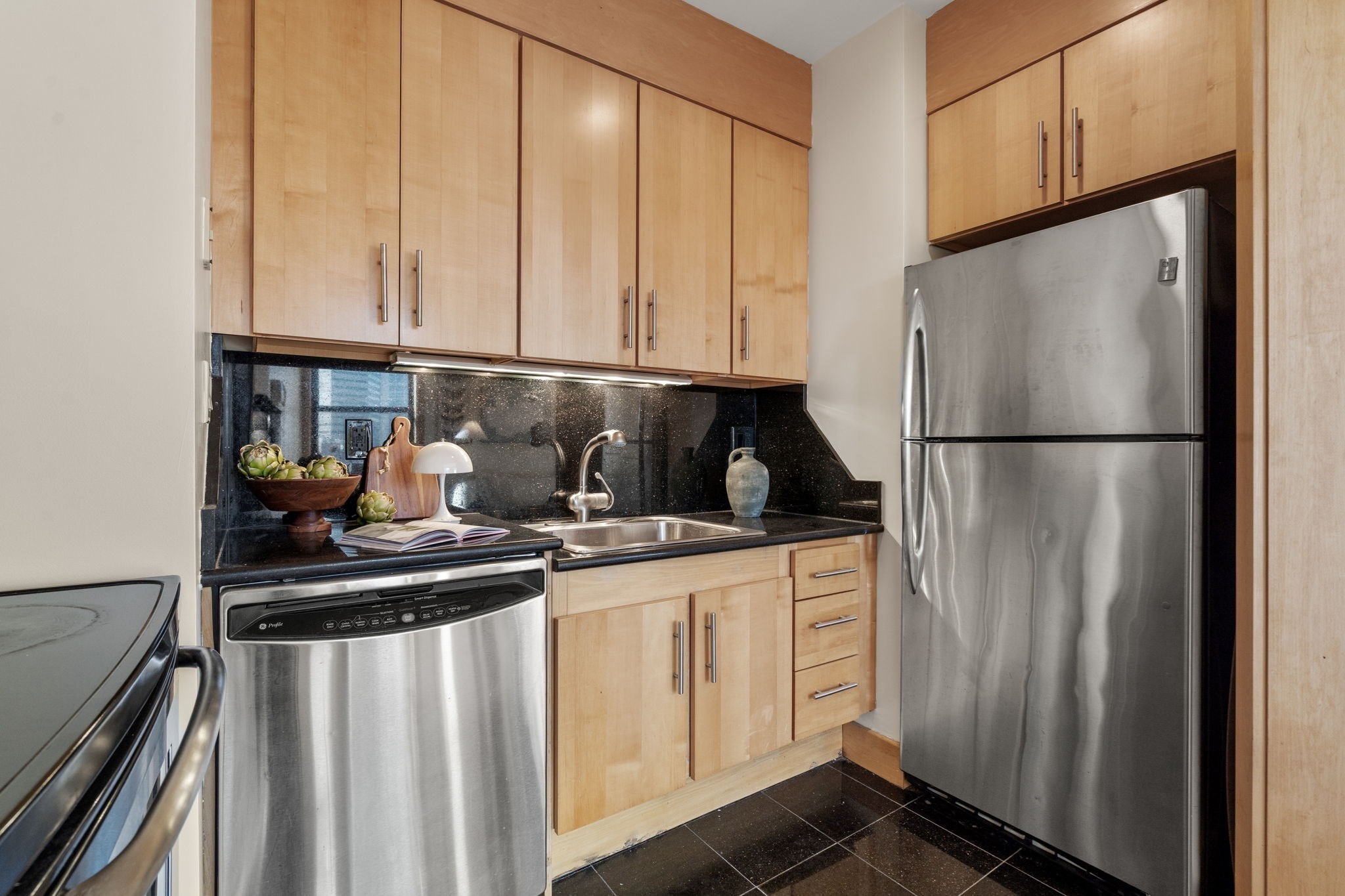 42 Beach Street Unit 9D, Chinatown, Boston, MA 02111 - Image 8