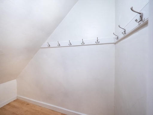 24 Hall Street, Apt 1