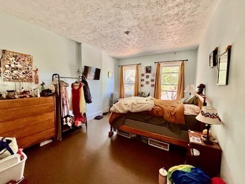 301 Linden St, Holyoke, MA 01040 - Image 15