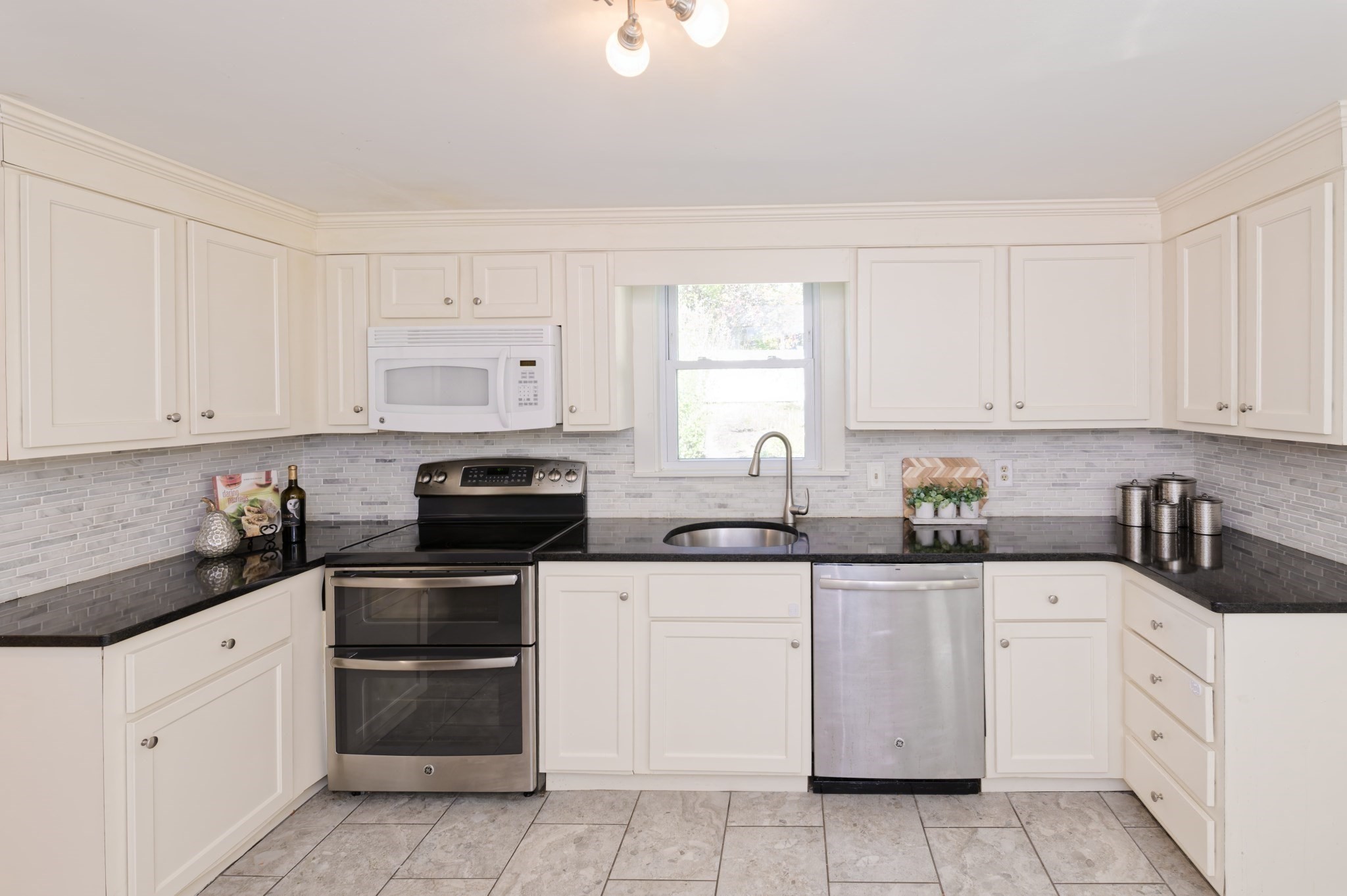 638 Main St, Ashland, MA 01721 - Image 10