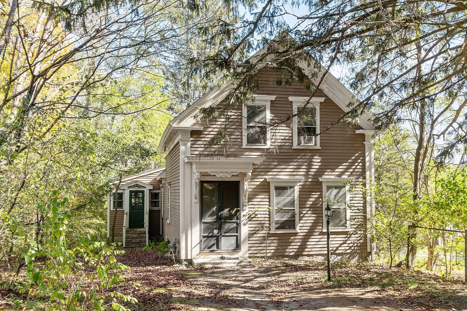 51 Farwell Rd, Tyngsborough, MA 01879