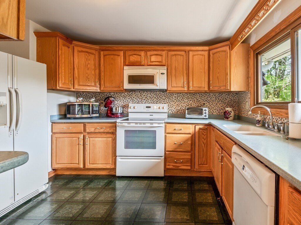 30 Russell Hill Rd, Ashburnham, MA 01430 - Image 21