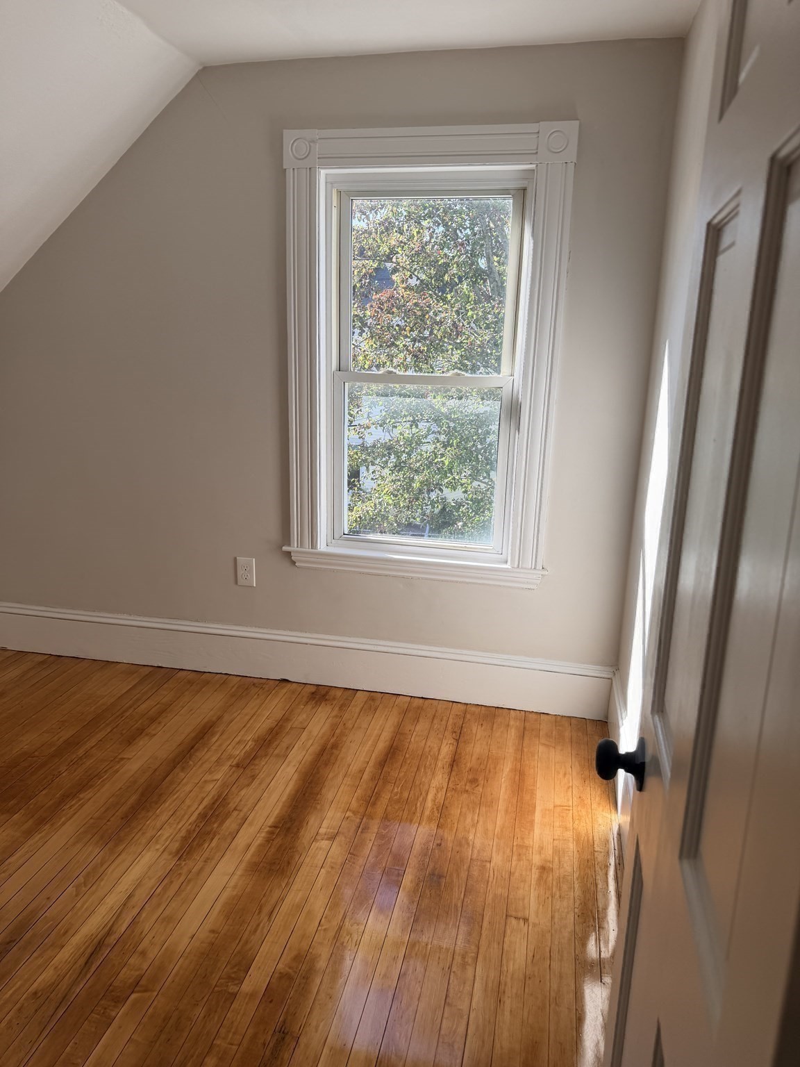 24 Blaine Ave, Beverly, MA 01915 - Image 10