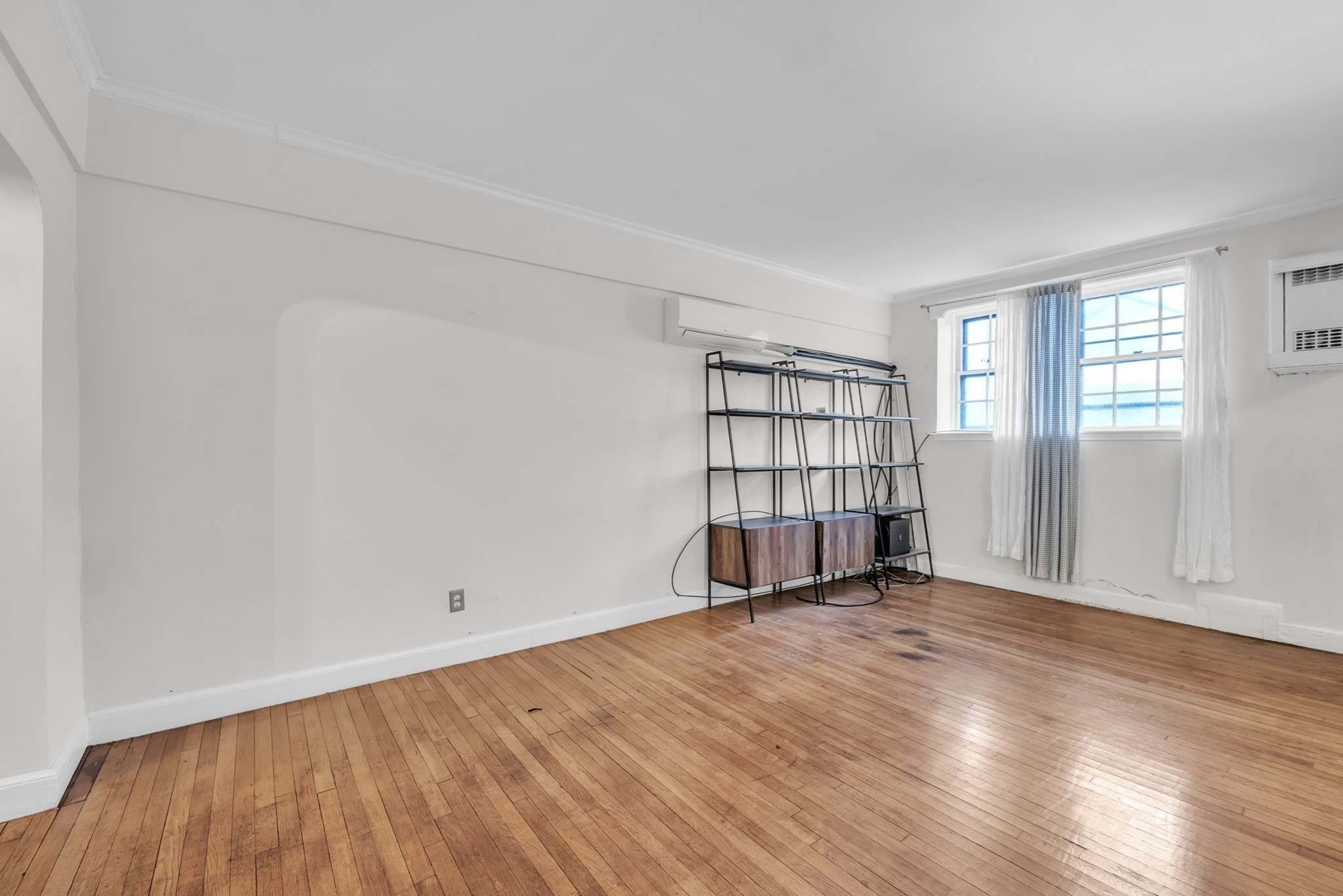 56 Elm St Unit 1, Worcester, MA 01609 - Image 4