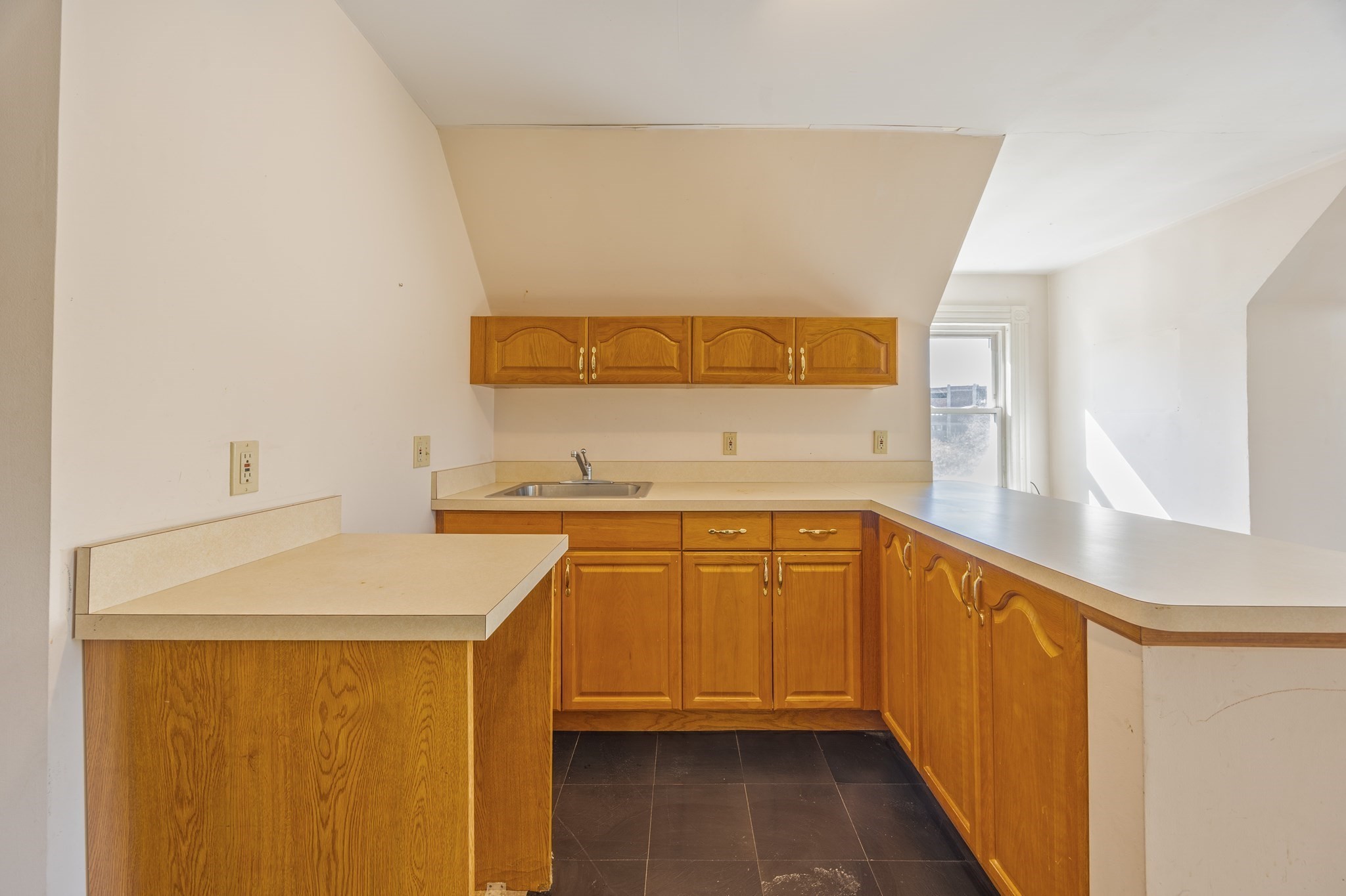 109 Church Street, Chicopee, MA 01020 - Image 38