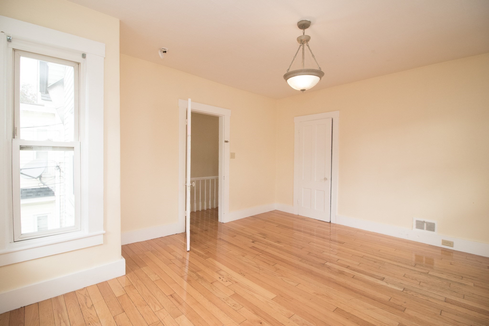 158 Concord St, Lowell, MA 01852 - Image 17