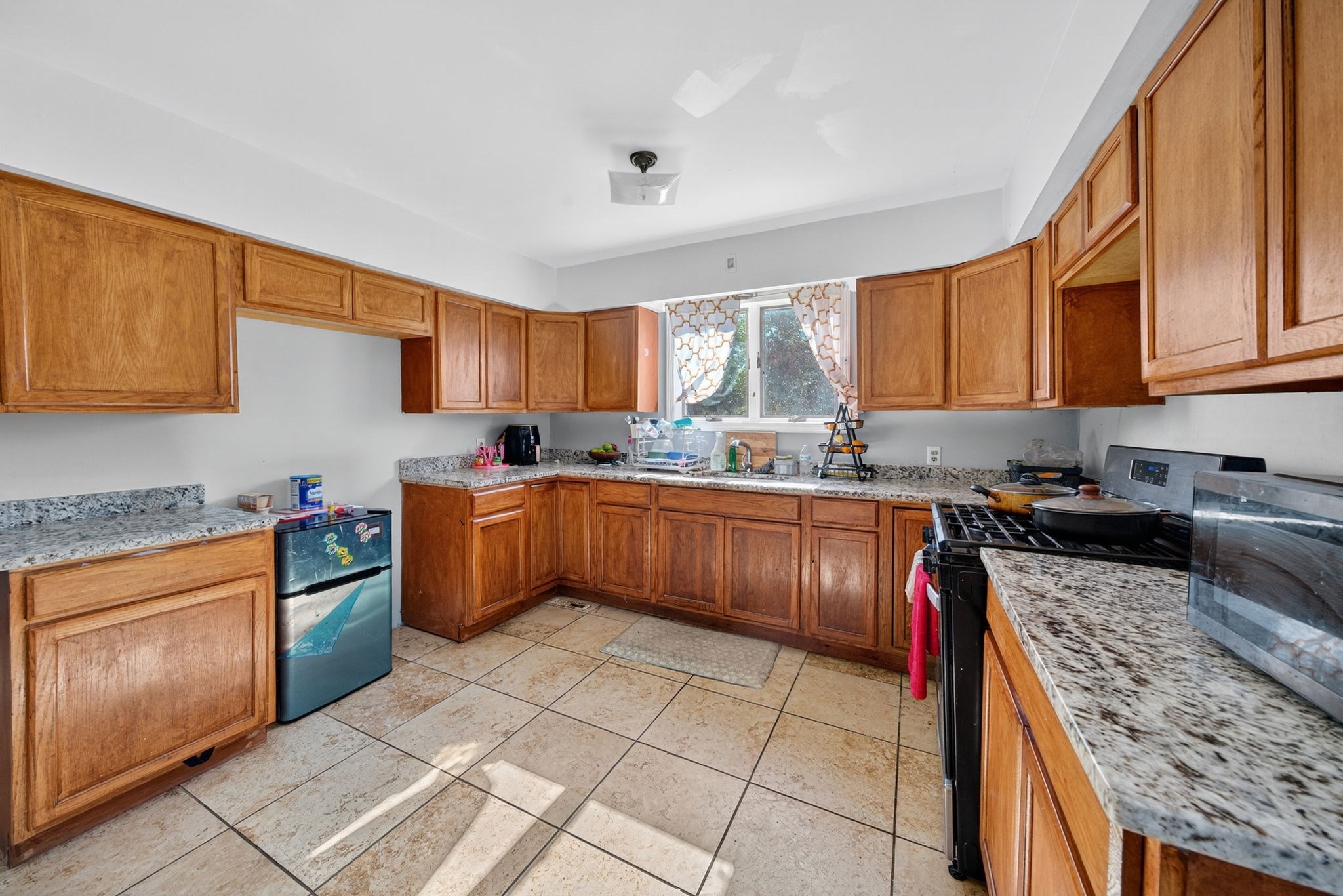 125 Carl St, Fall River, MA 02721 - Image 18