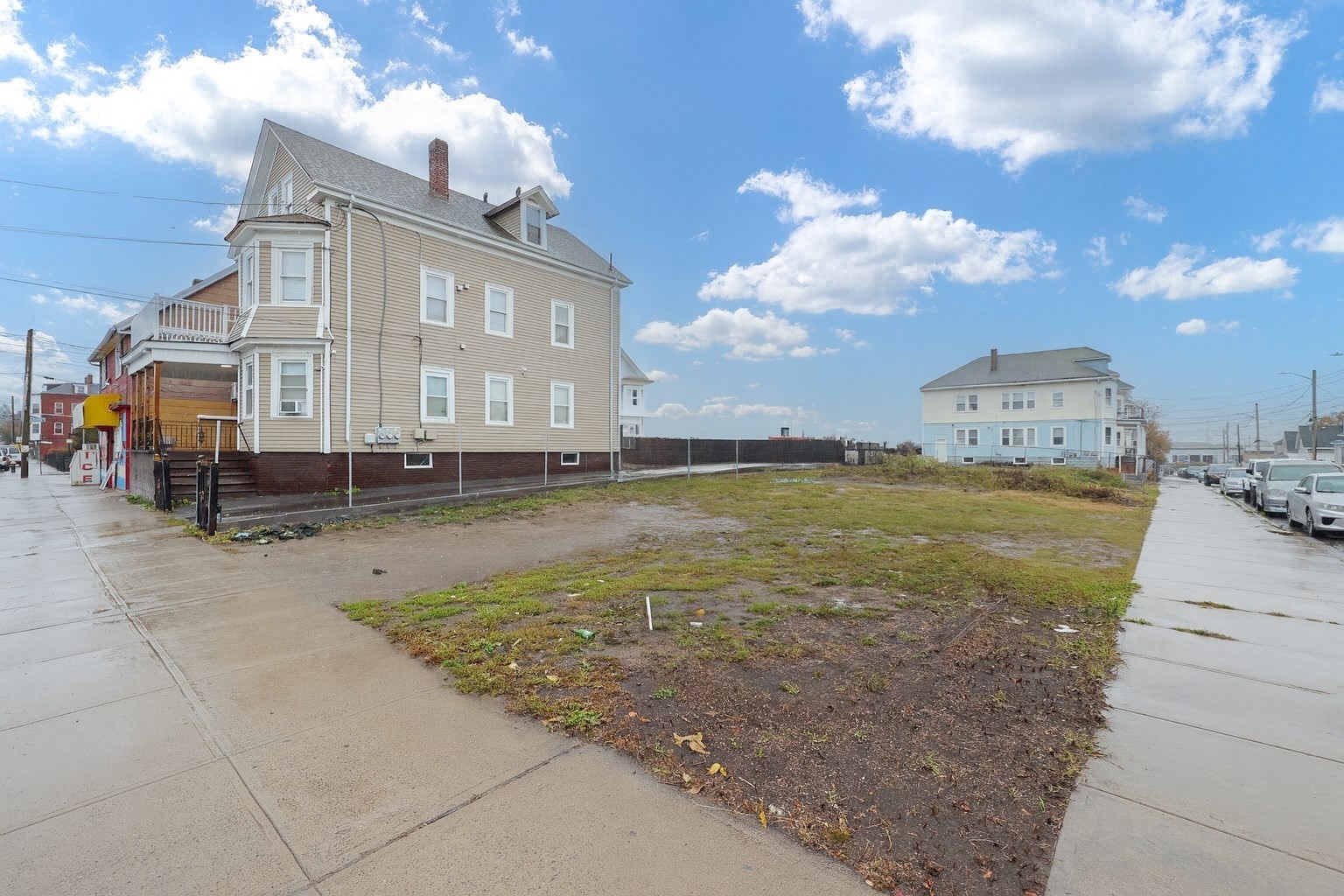690 Potters Ave, Providence, RI 02907 - Image 1