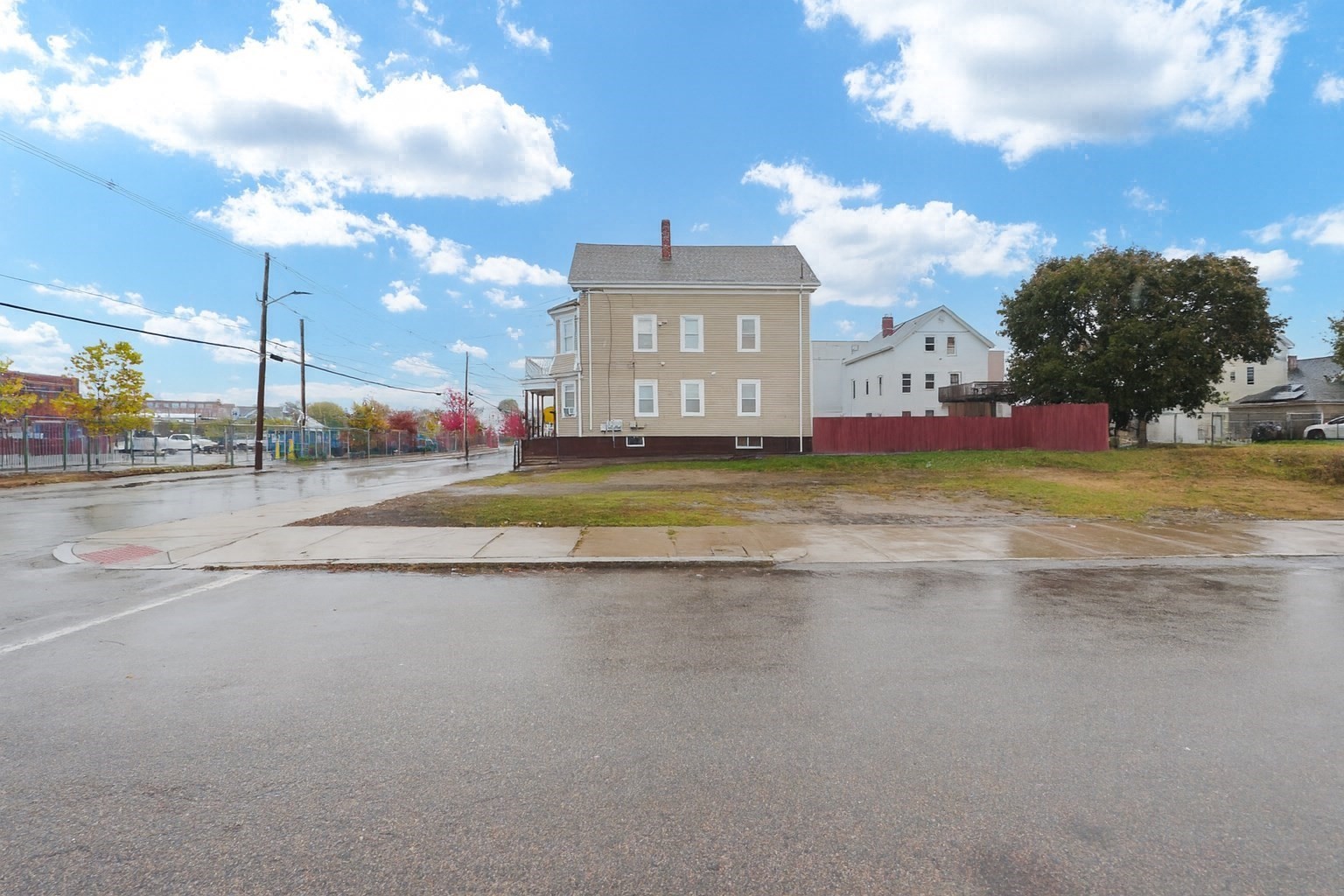 690 Potters Ave, Providence, RI 02907 - Image 4