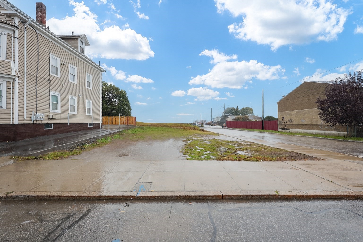 690 Potters Ave, Providence, RI 02907 - Image 5