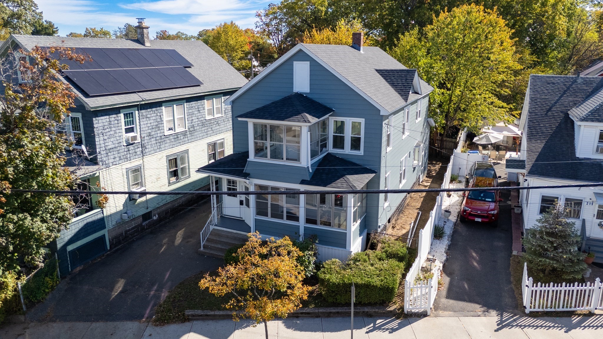 223 Saint James Blvd, Springfield, MA 01104