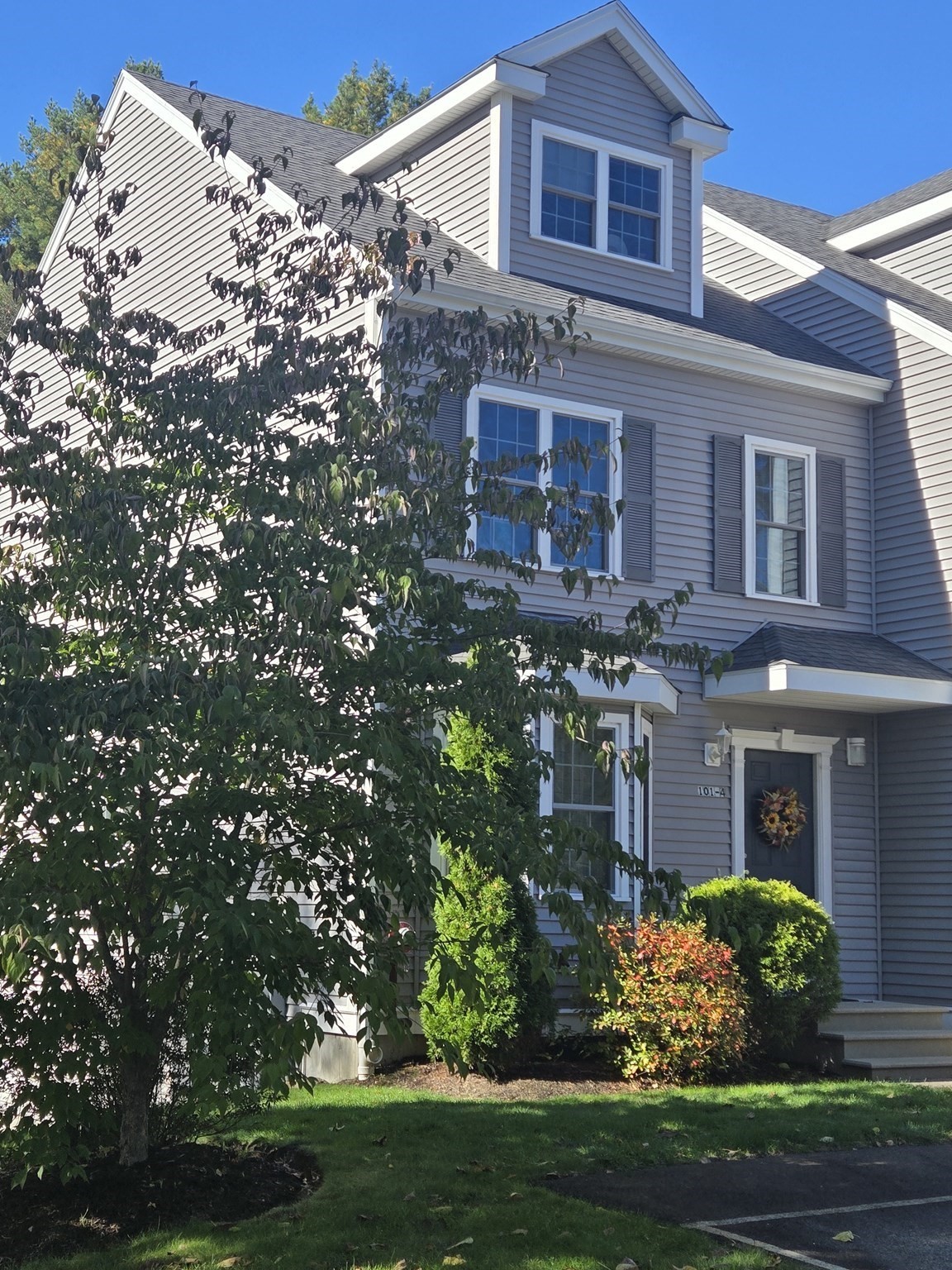 101 Washington St Unit 4, East Bridgewater, MA 02333