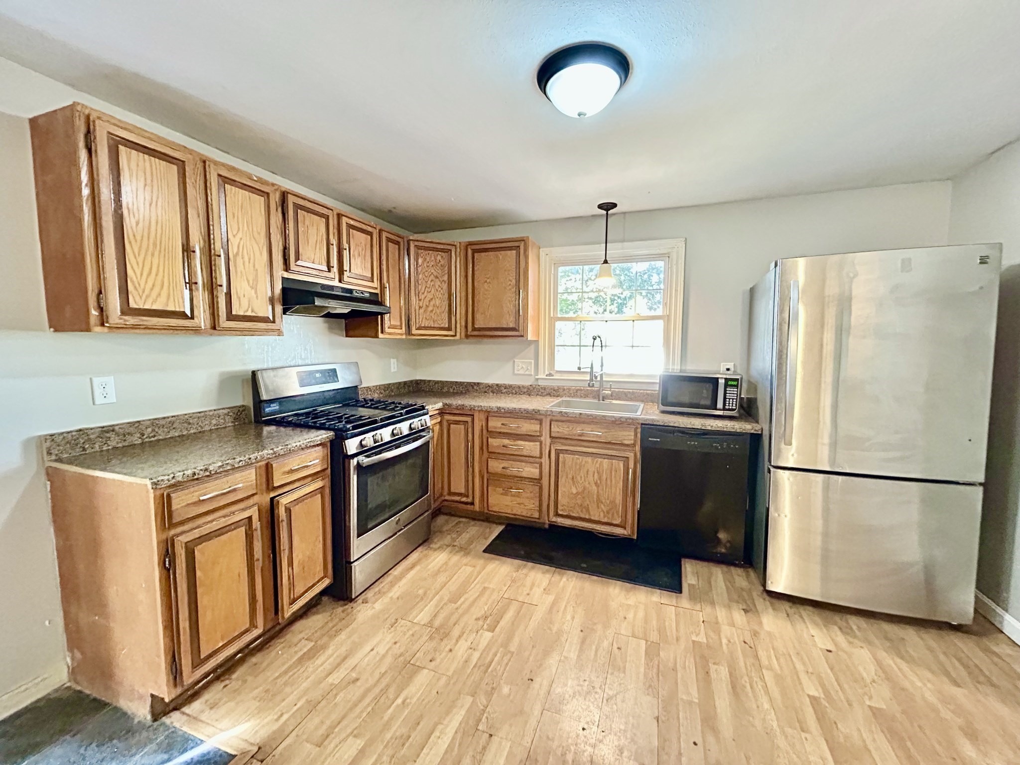 266 Massasoit Rd, Worcester, MA 01604 - Image 4