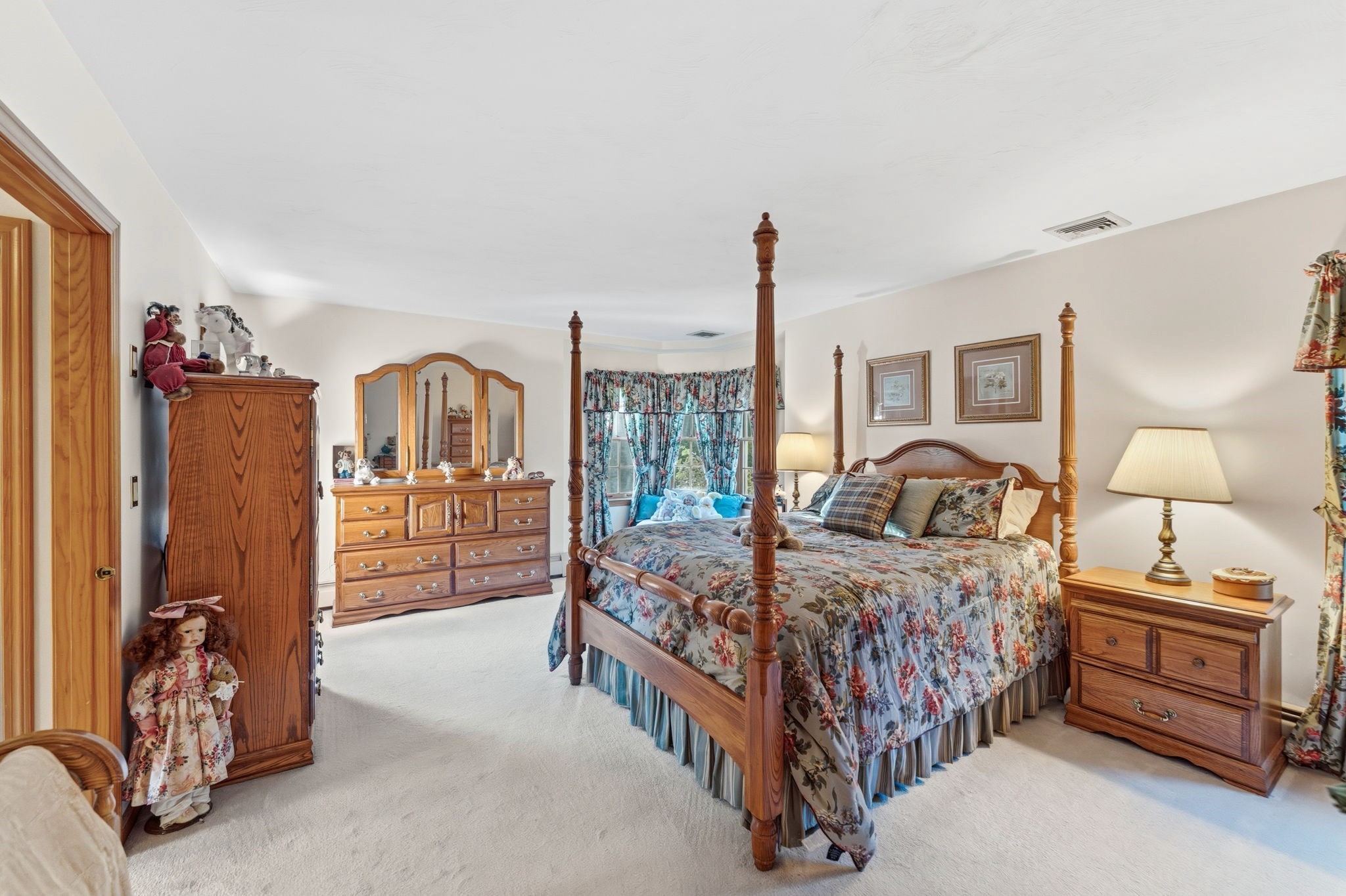 99 Country Club Dr, Northbridge, MA 01588 - Image 17