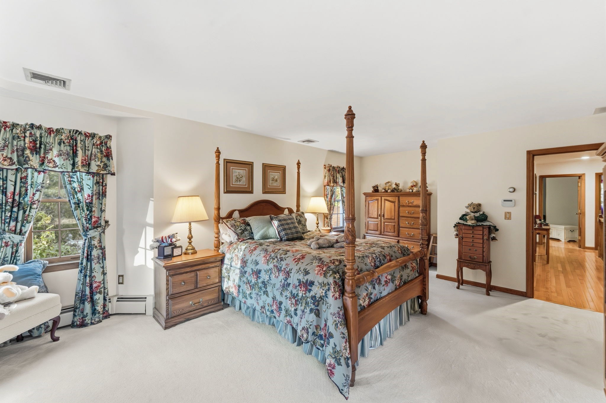 99 Country Club Dr, Northbridge, MA 01588 - Image 20