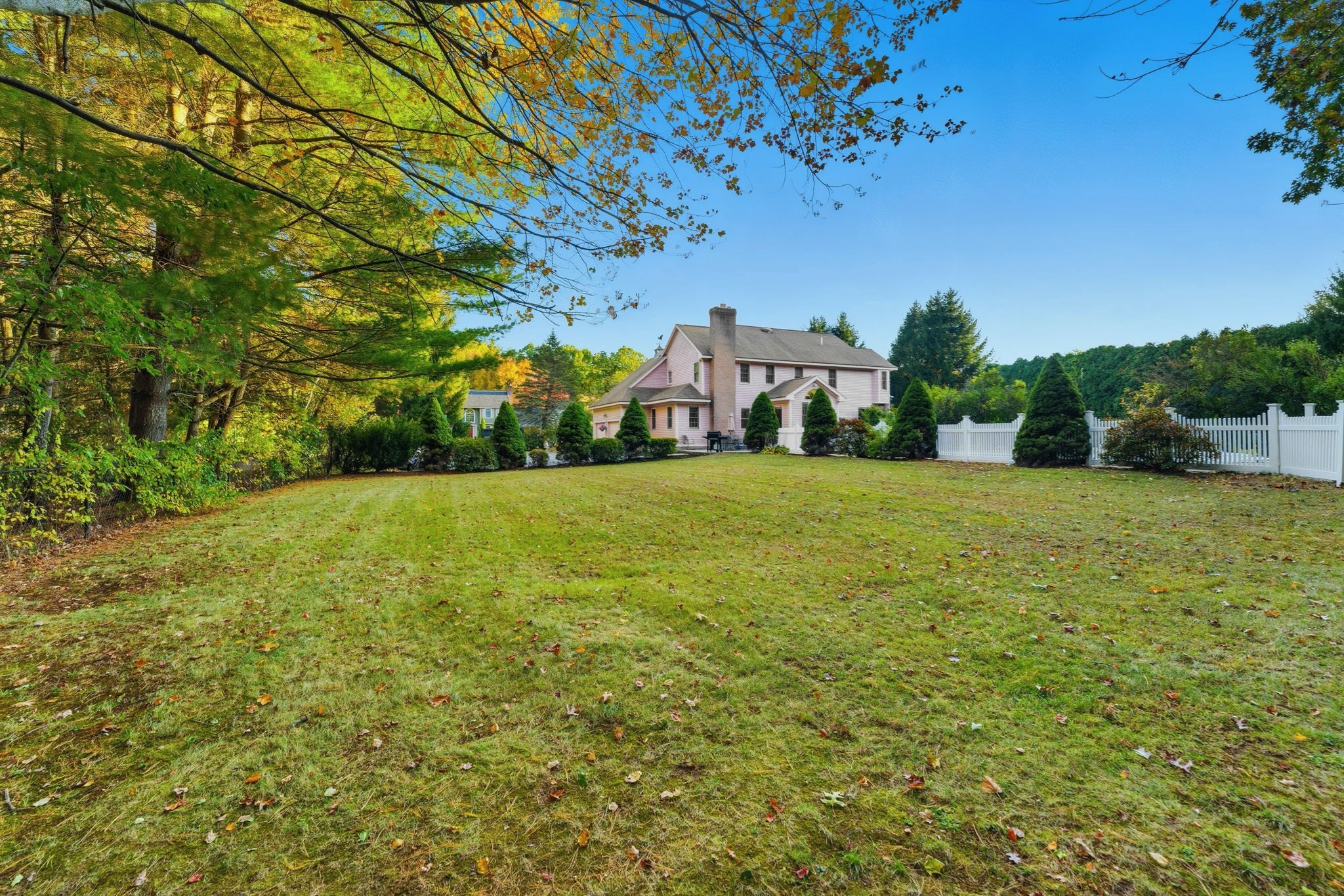 99 Country Club Dr, Northbridge, MA 01588 - Image 39