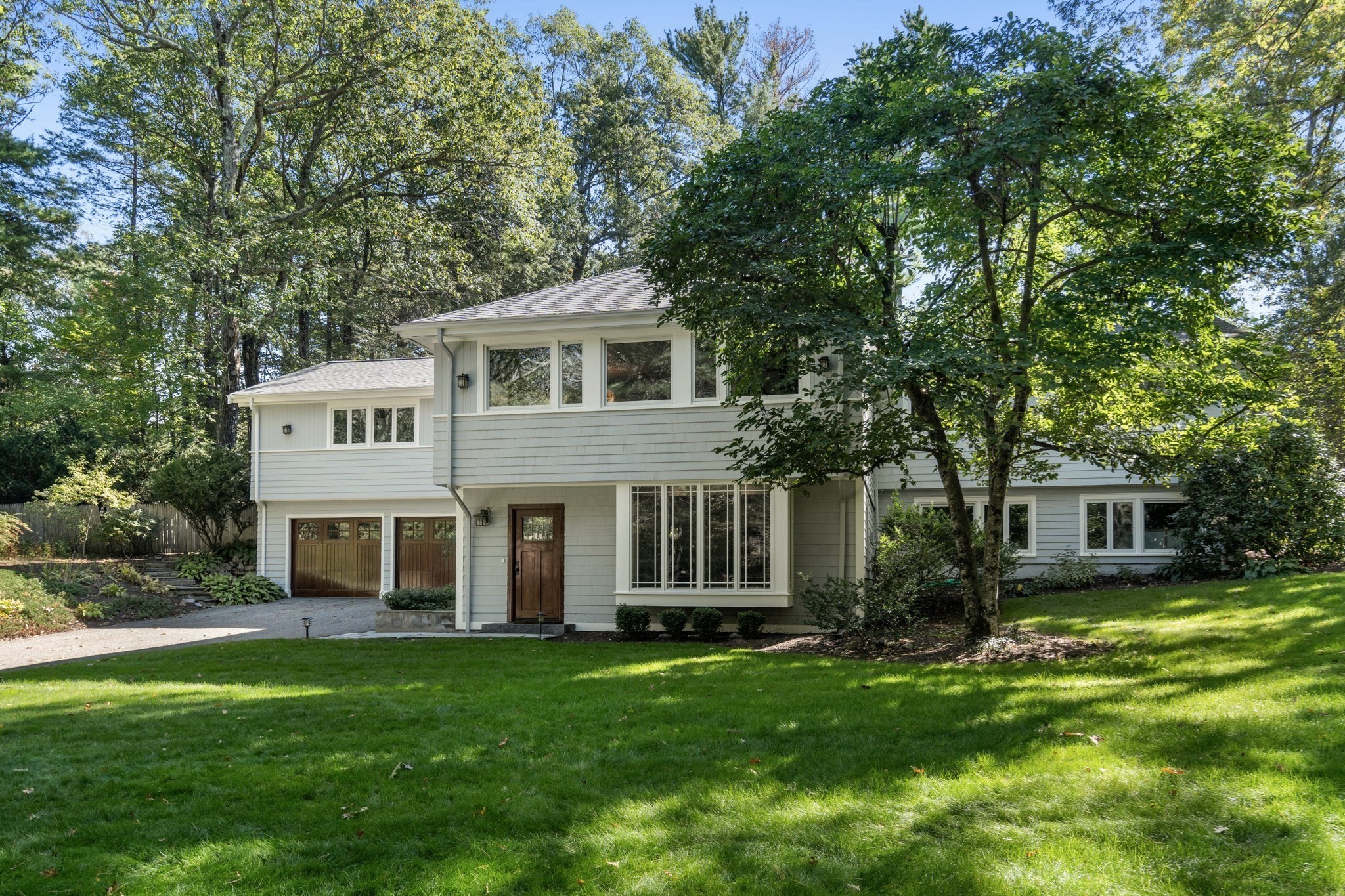 60 Rolling Ln, Weston, MA 02493 - Image 2