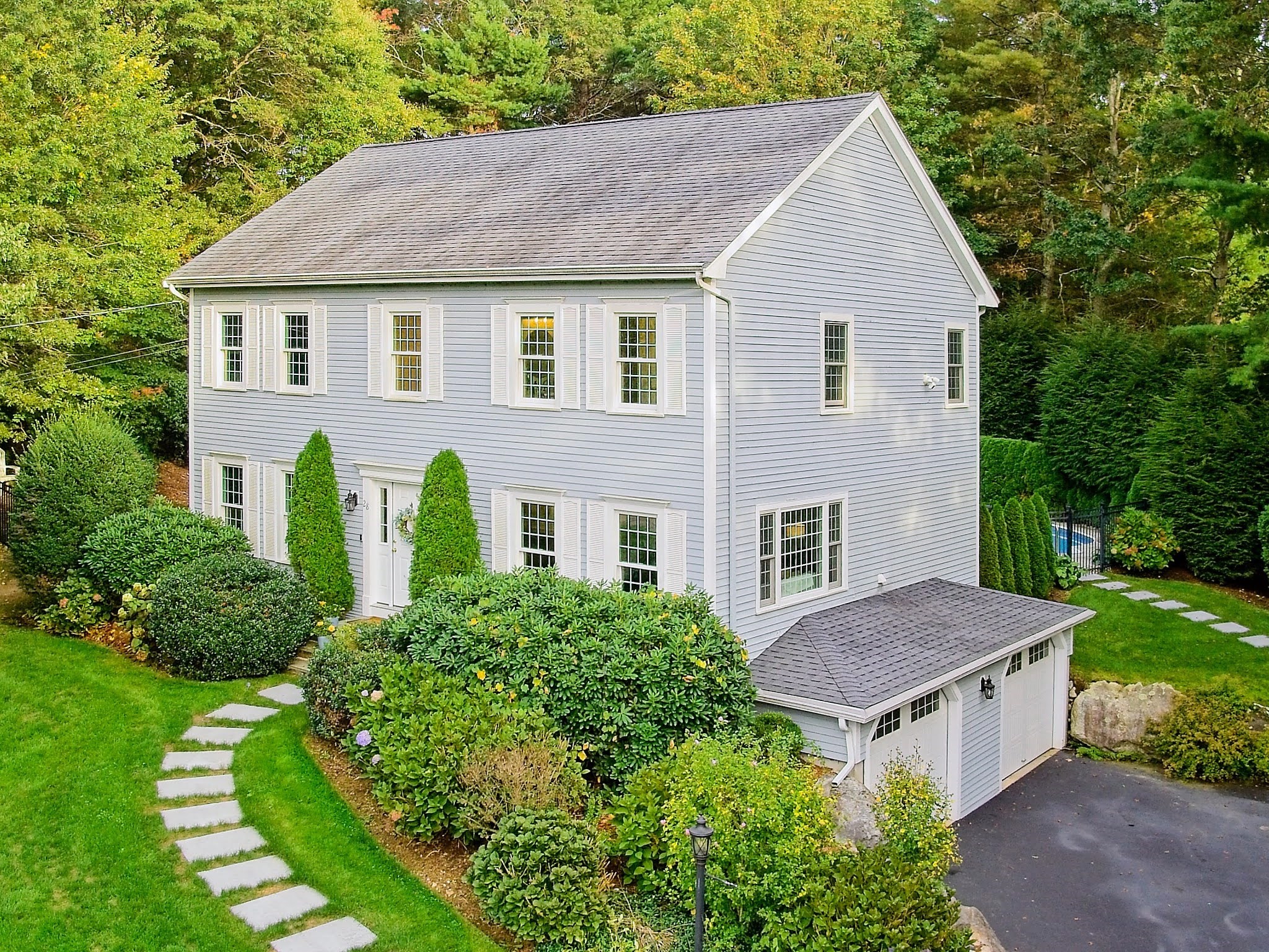28 Heidi Rd, Easton, MA 02375