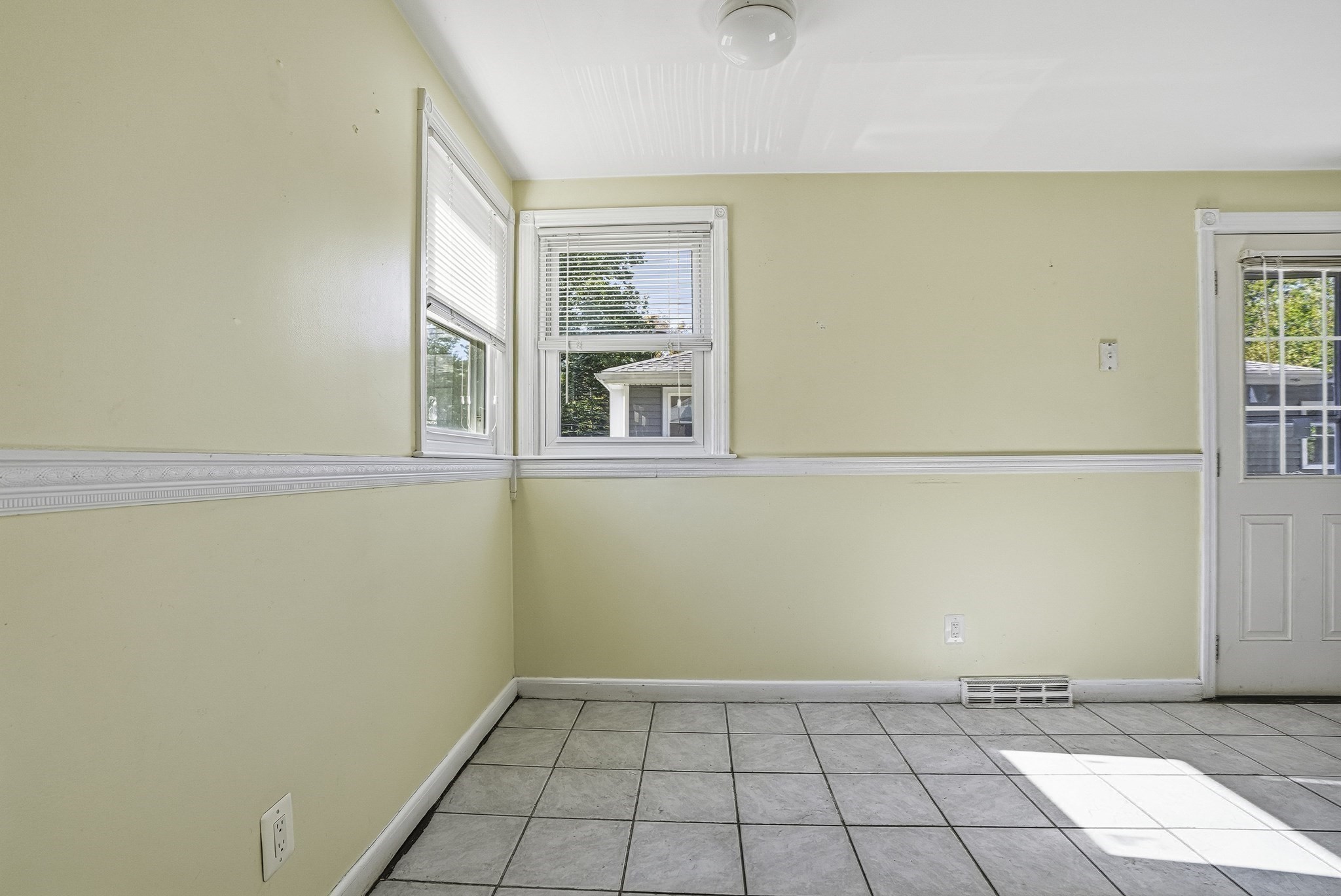 24 Overlook Avenue, Dedham, MA 02026 - Image 18