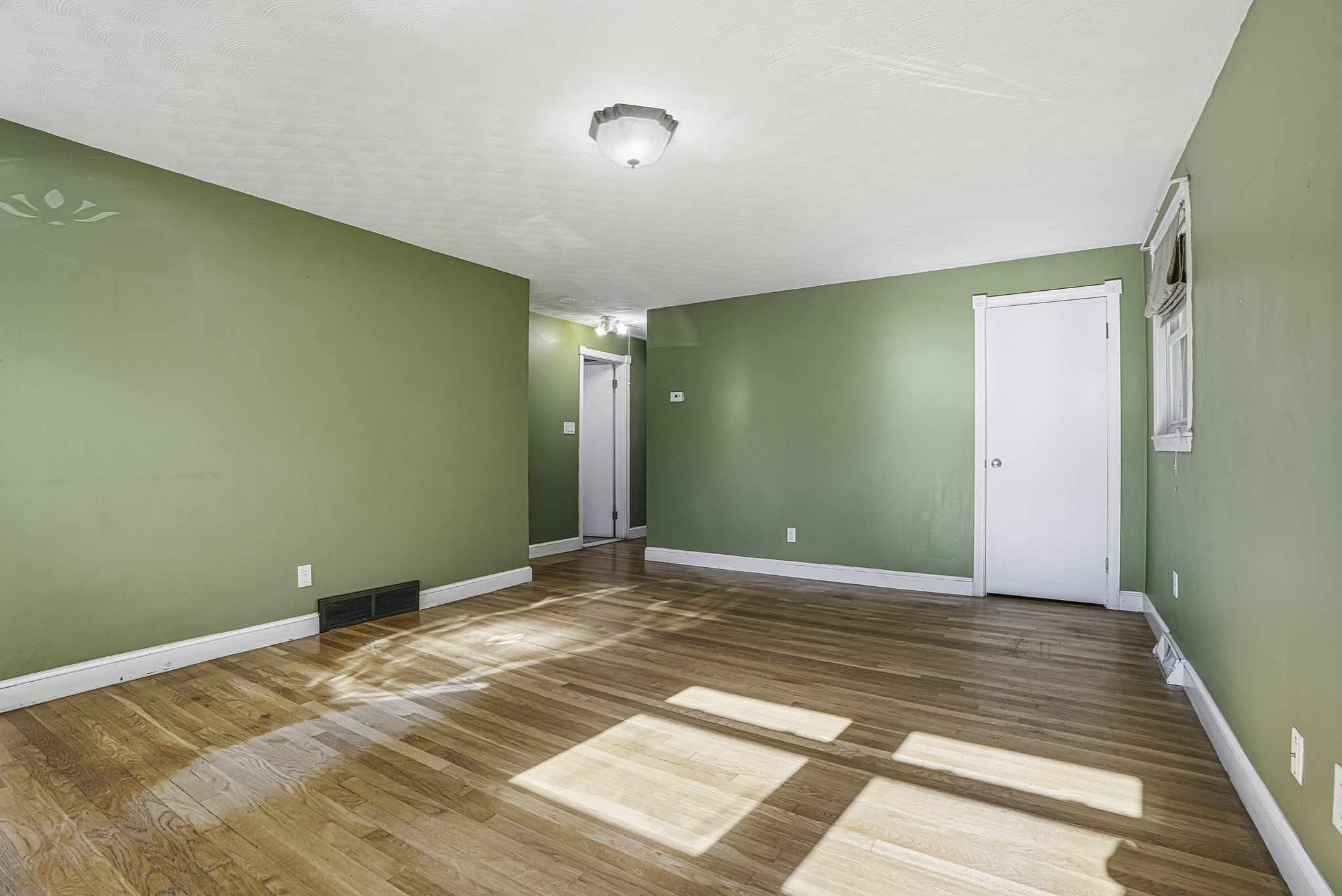 24 Overlook Avenue, Dedham, MA 02026 - Image 4