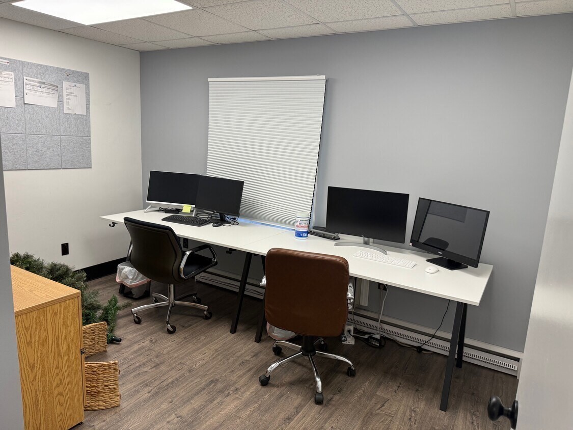 584 Meadow St, Agawam, MA 01001 - Image 19