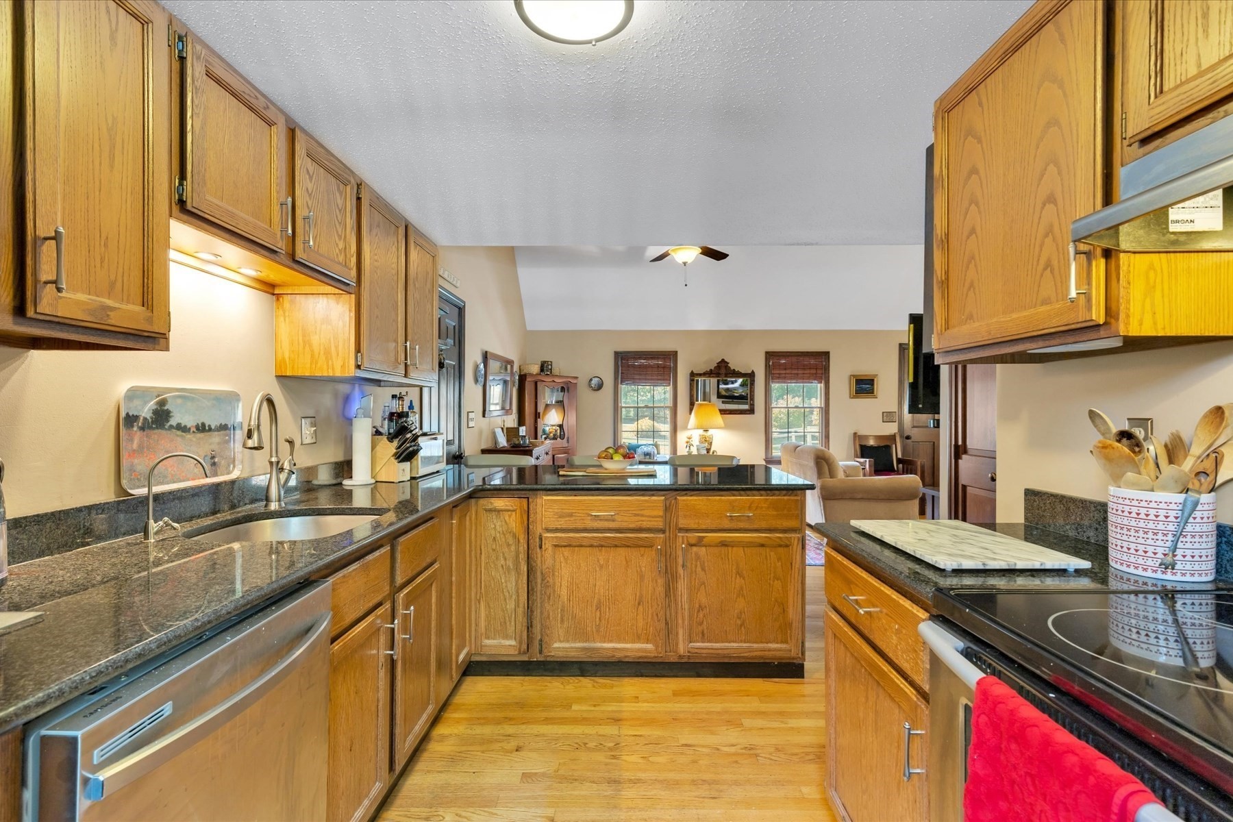 7 Sandy Way, Mashpee, MA 02649 - Image 8