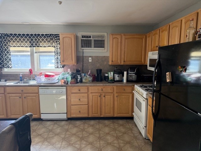 26 Frank St Unit 26, Dracut, MA 01826 - Image 7