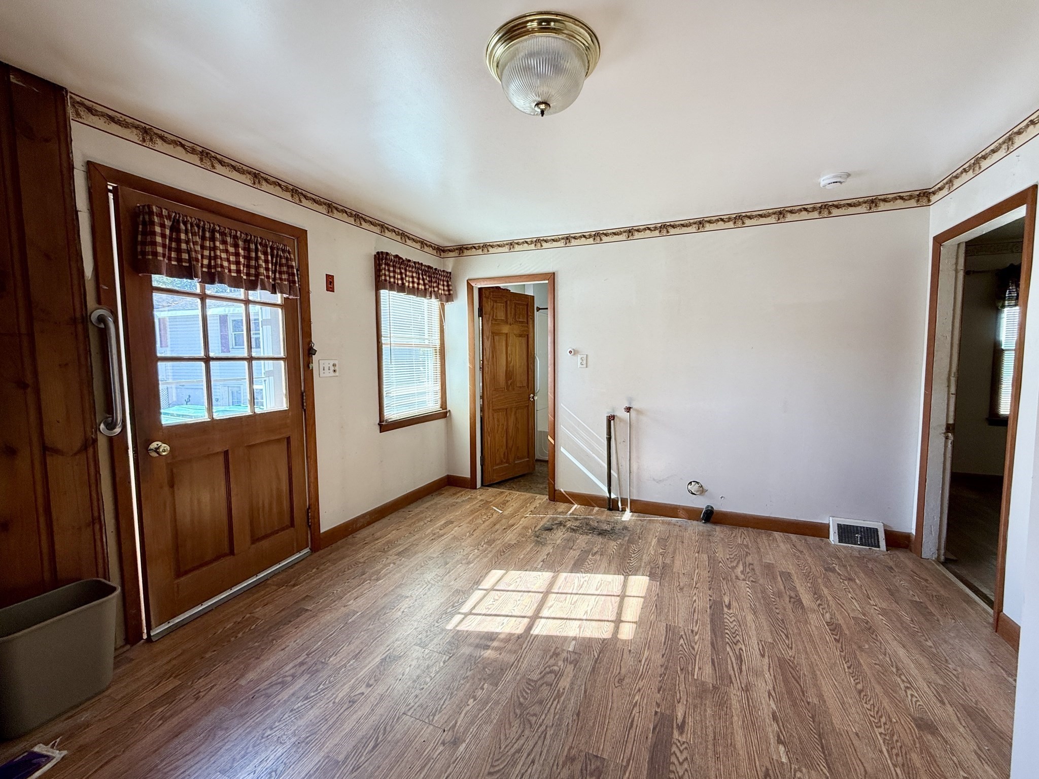 521 Rollstone Rd, Fitchburg, MA 01420 - Image 5