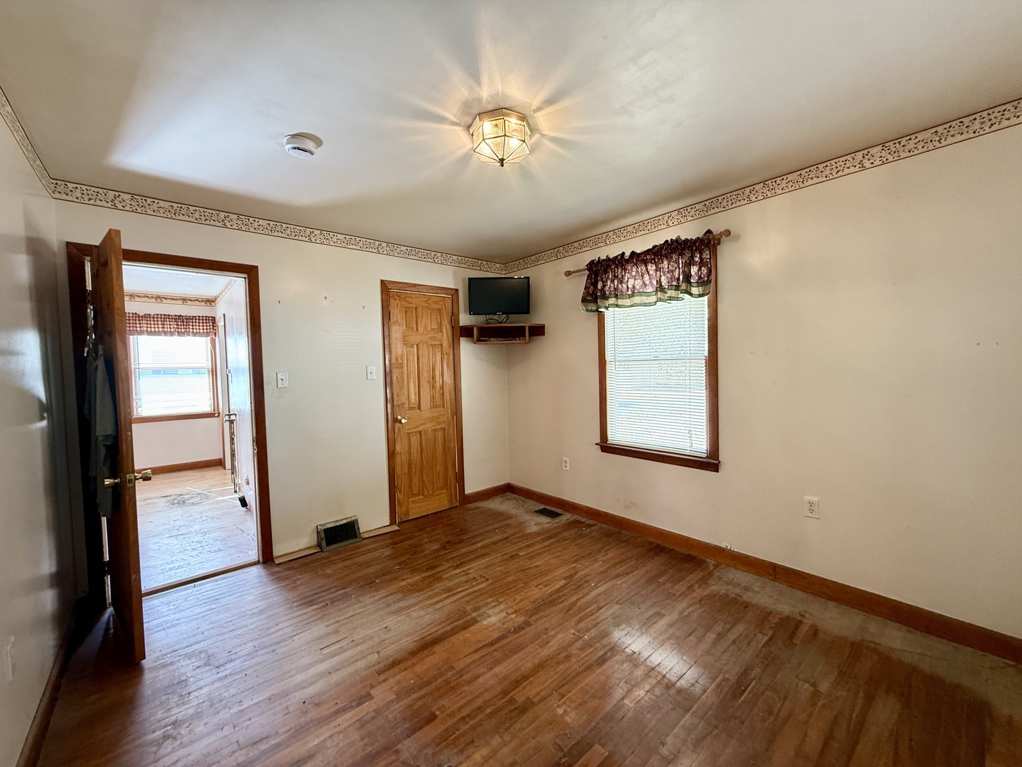 521 Rollstone Rd, Fitchburg, MA 01420 - Image 10