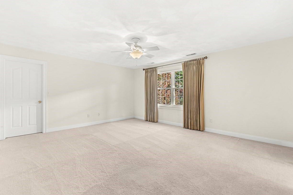 109 Meadow Creek Dr, Dracut, MA 01826 - Image 24