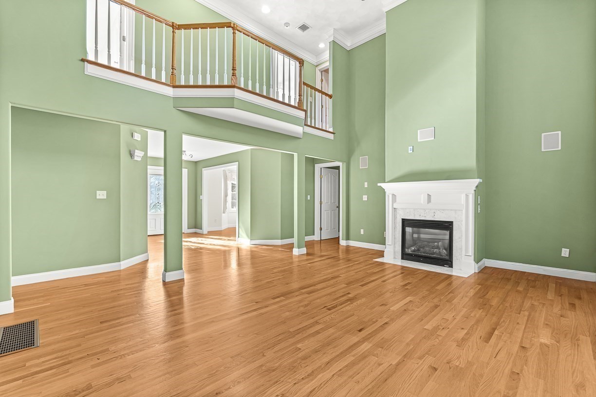 109 Meadow Creek Dr, Dracut, MA 01826 - Image 8