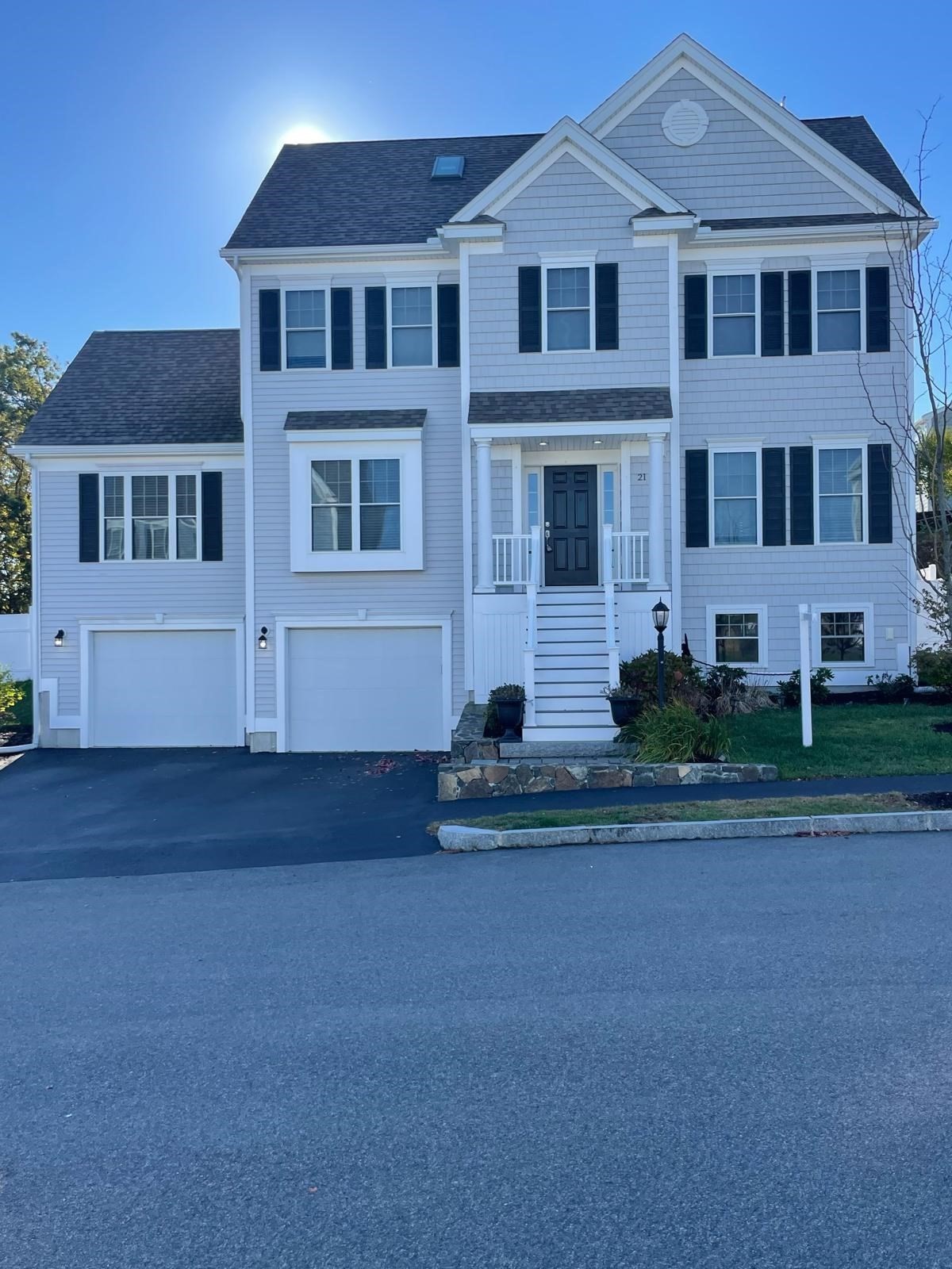 21 Chanelle Cir, Salem, MA 01970