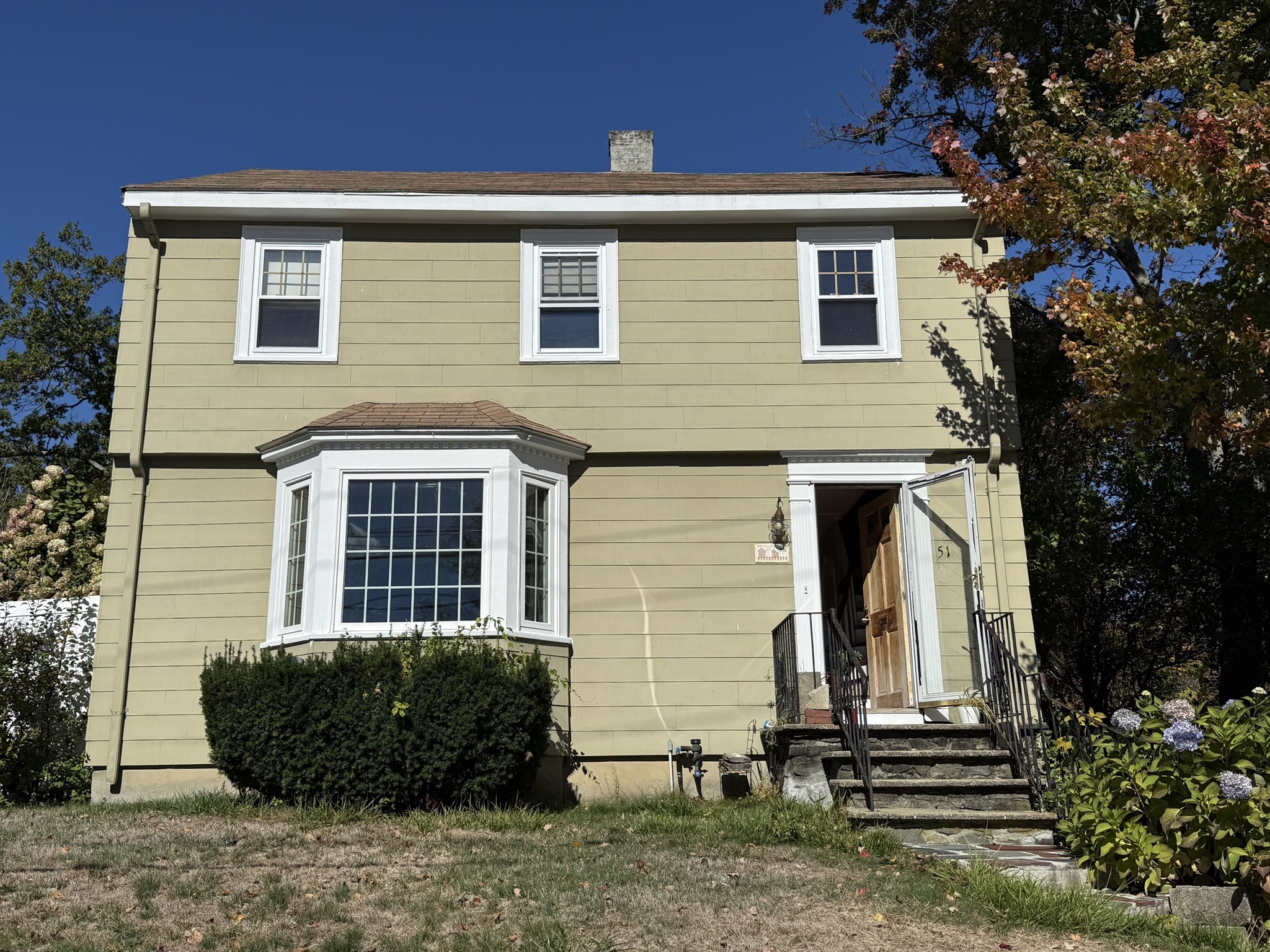 51 Rosemont St, Haverhill, MA 01830