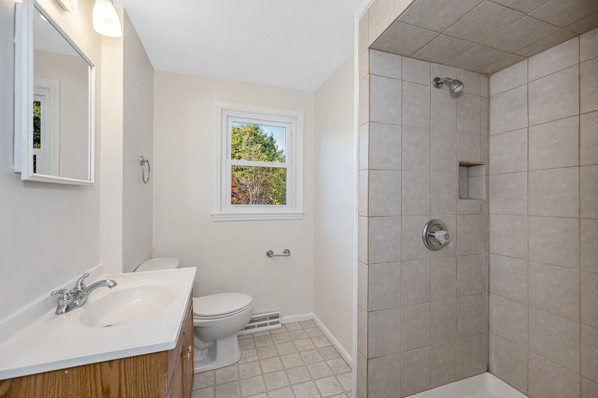 18 Beech St, Townsend, MA 01469 - Image 11