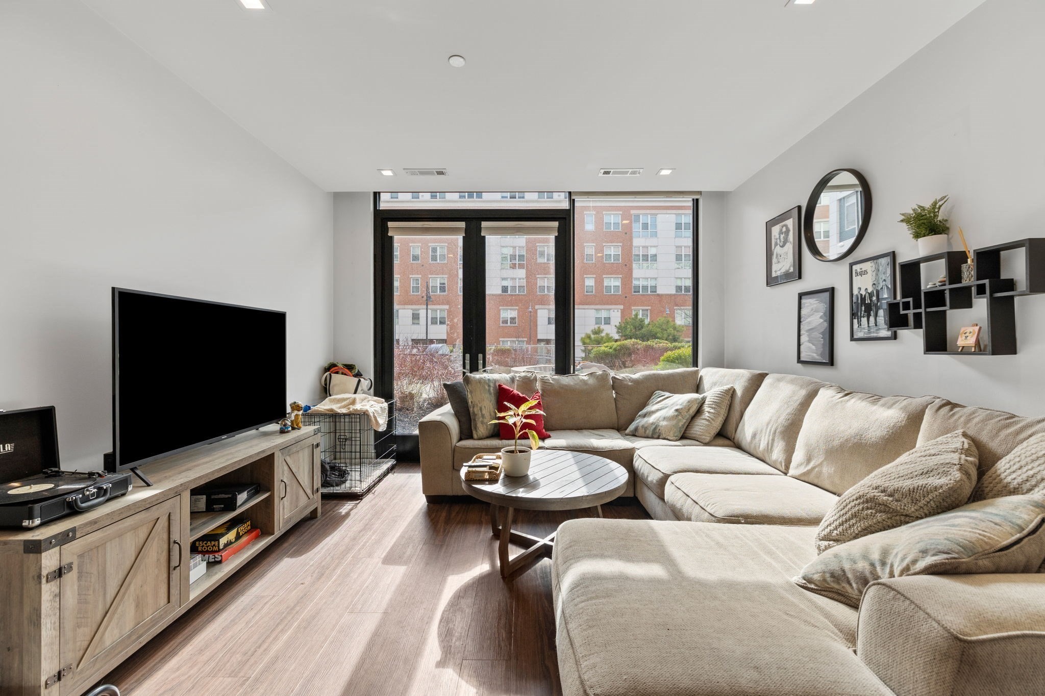 99 Sumner St Unit 101, Boston - East Boston, MA 02128