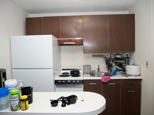 1039 Commonwealth, Apt 15