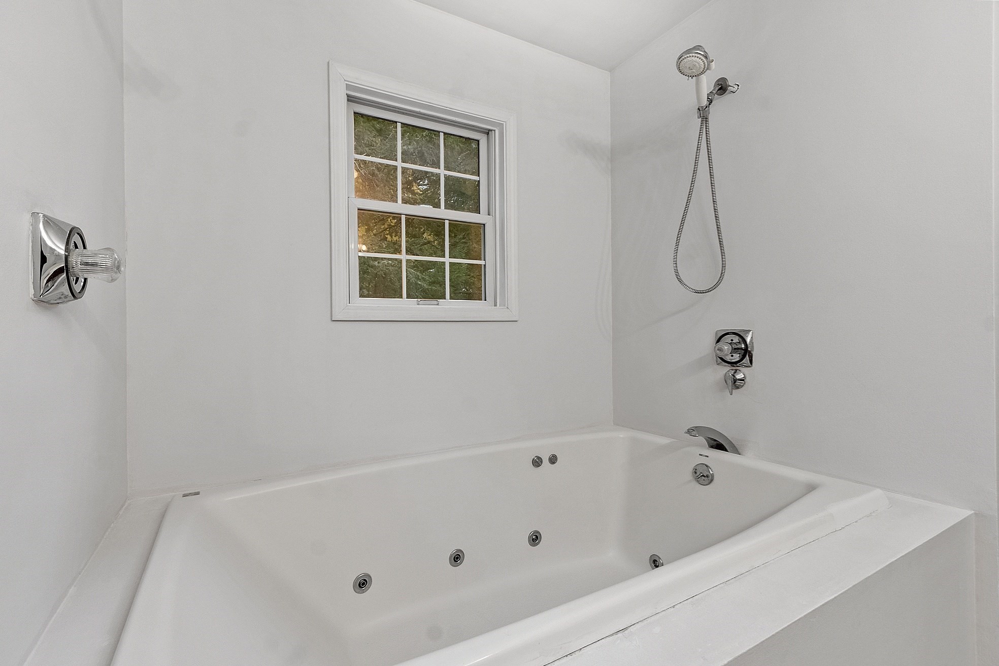 159 Pine St, Manchester, MA 01944 - Image 15