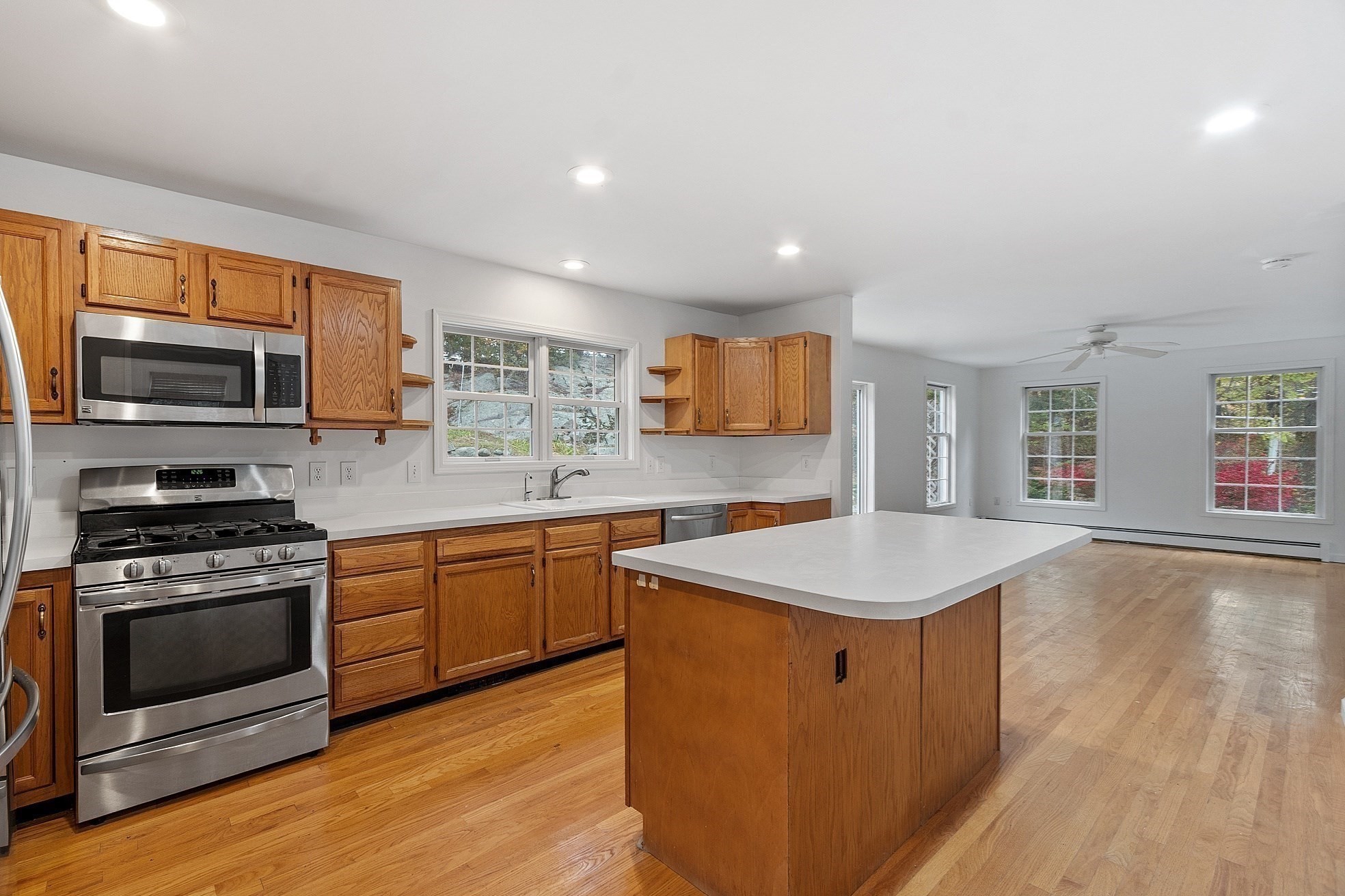 159 Pine St, Manchester, MA 01944 - Image 10