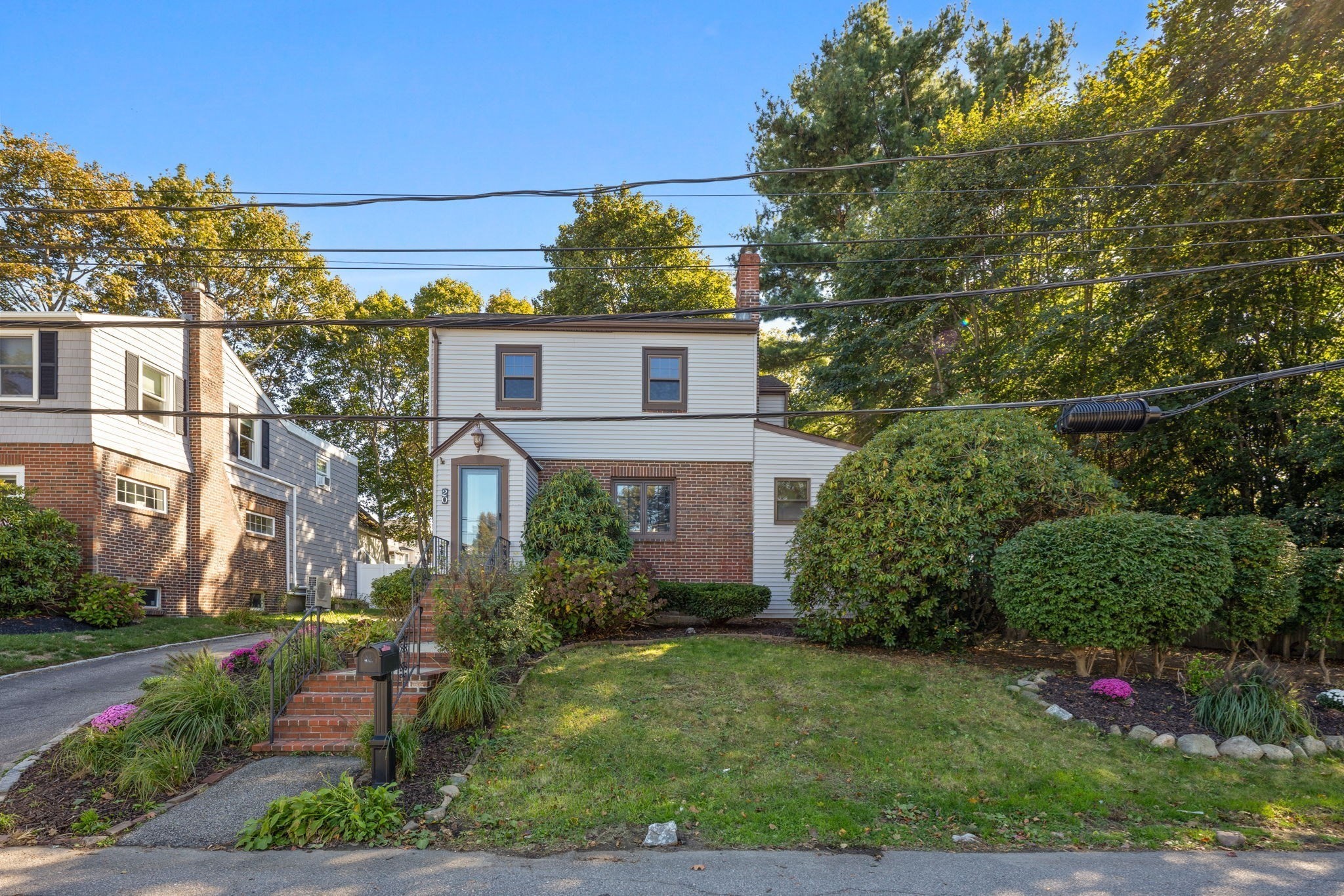 20 Richards Rd, Weymouth, MA 02189 - Image 2