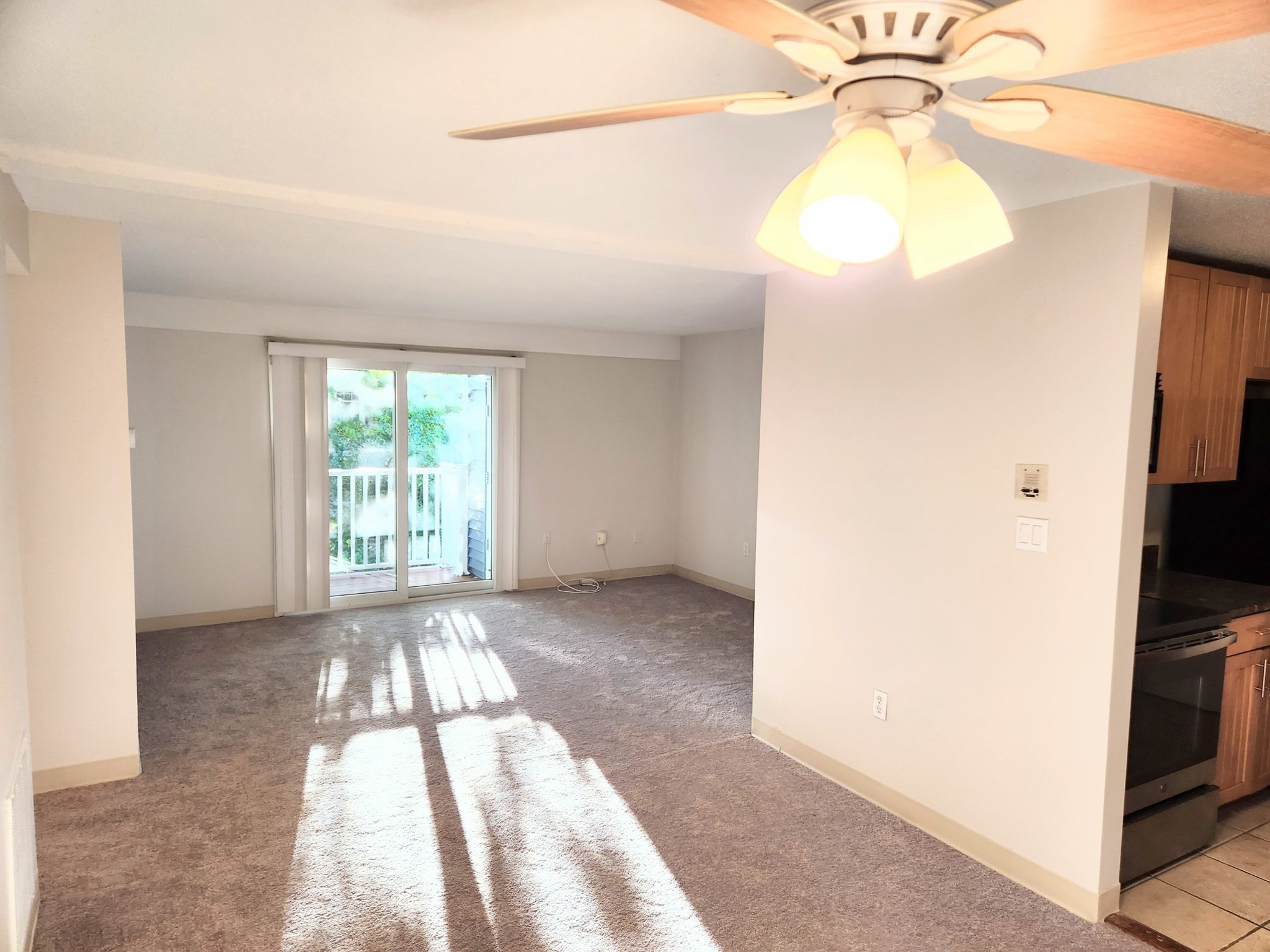 11 Post Oak Lane Unit 6, Natick, MA 01760