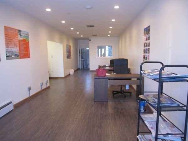 329 Newport Avenue Unit B, Quincy, MA 02170 - Image 1