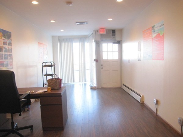329 Newport Avenue Unit B, Quincy, MA 02170 - Image 4