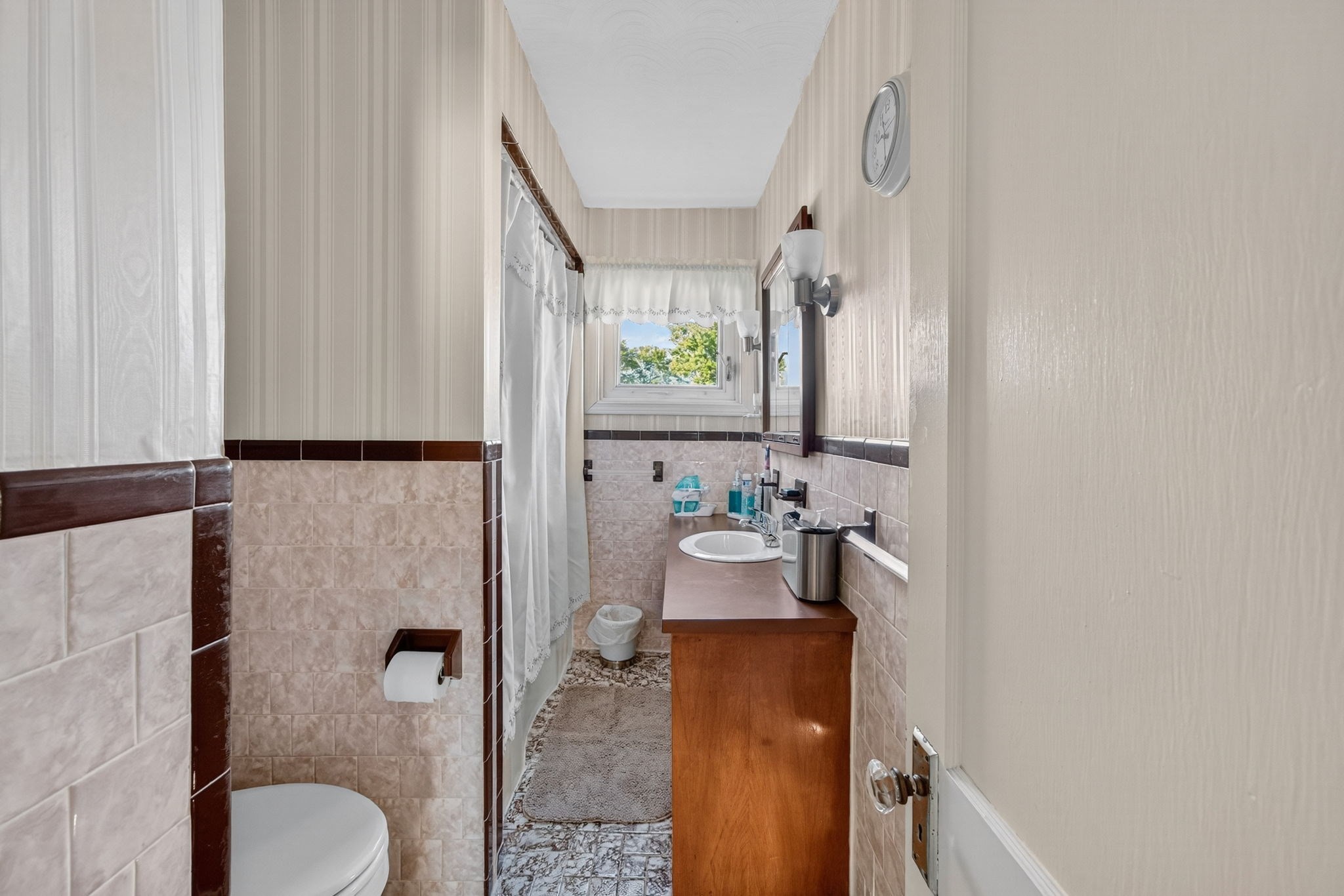 25 Winward St, Fall River, MA 02724 - Image 28