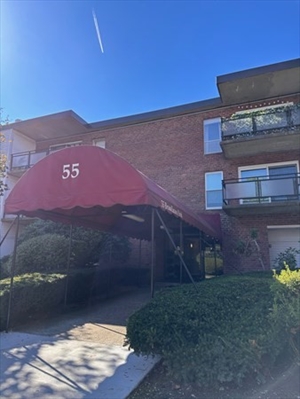 55 Broadlawn Park, Apt 17