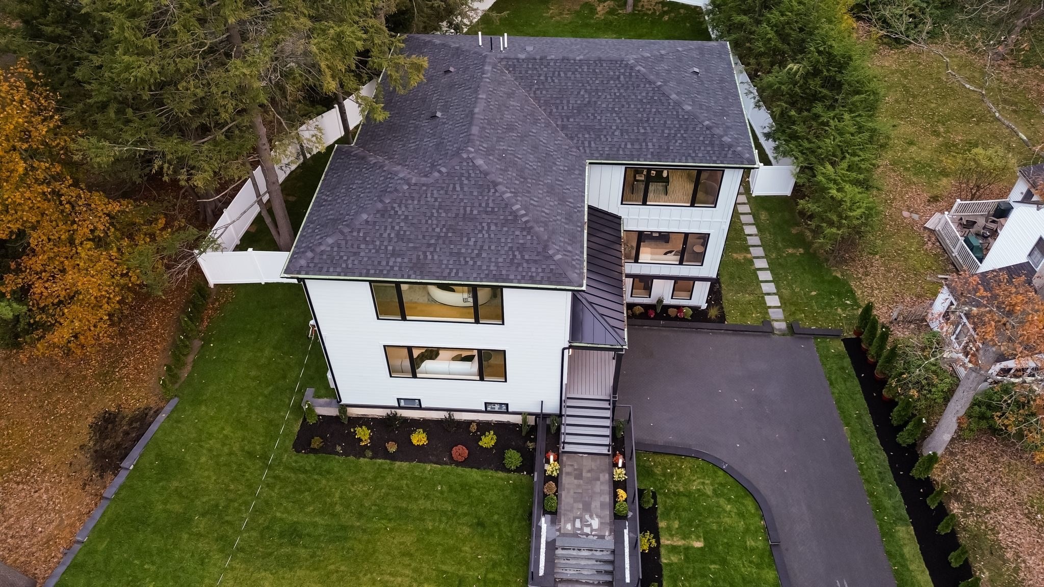 98 Hunnewell St, Needham, MA 02494 - Image 2