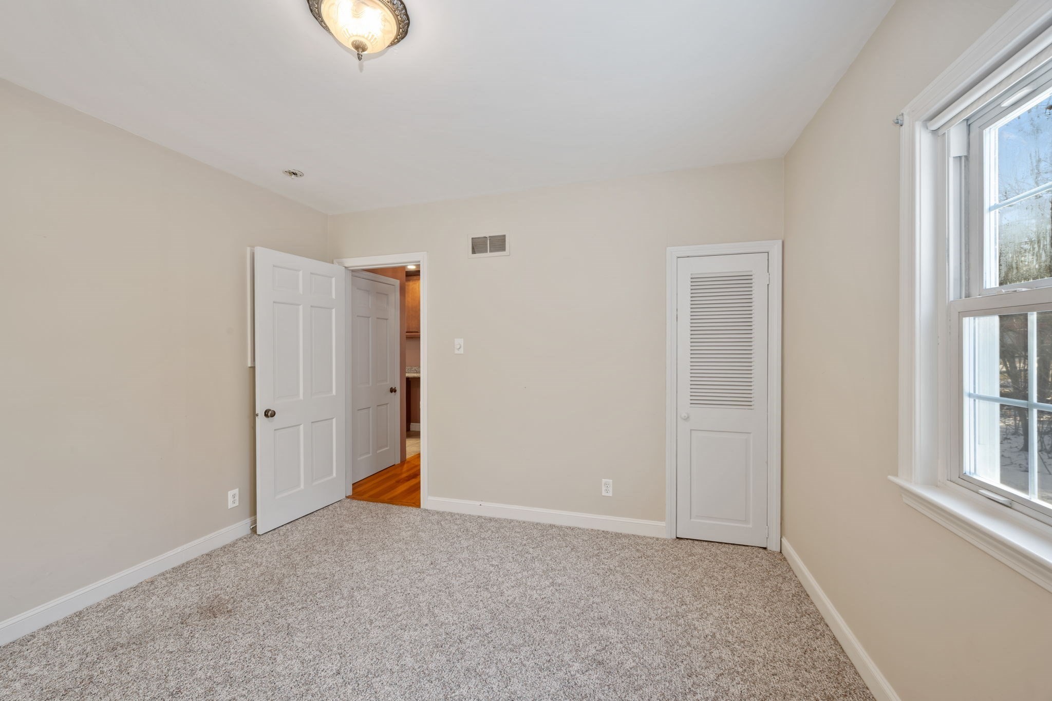 216 Boston Rd, Southborough, MA 01772 - Image 14