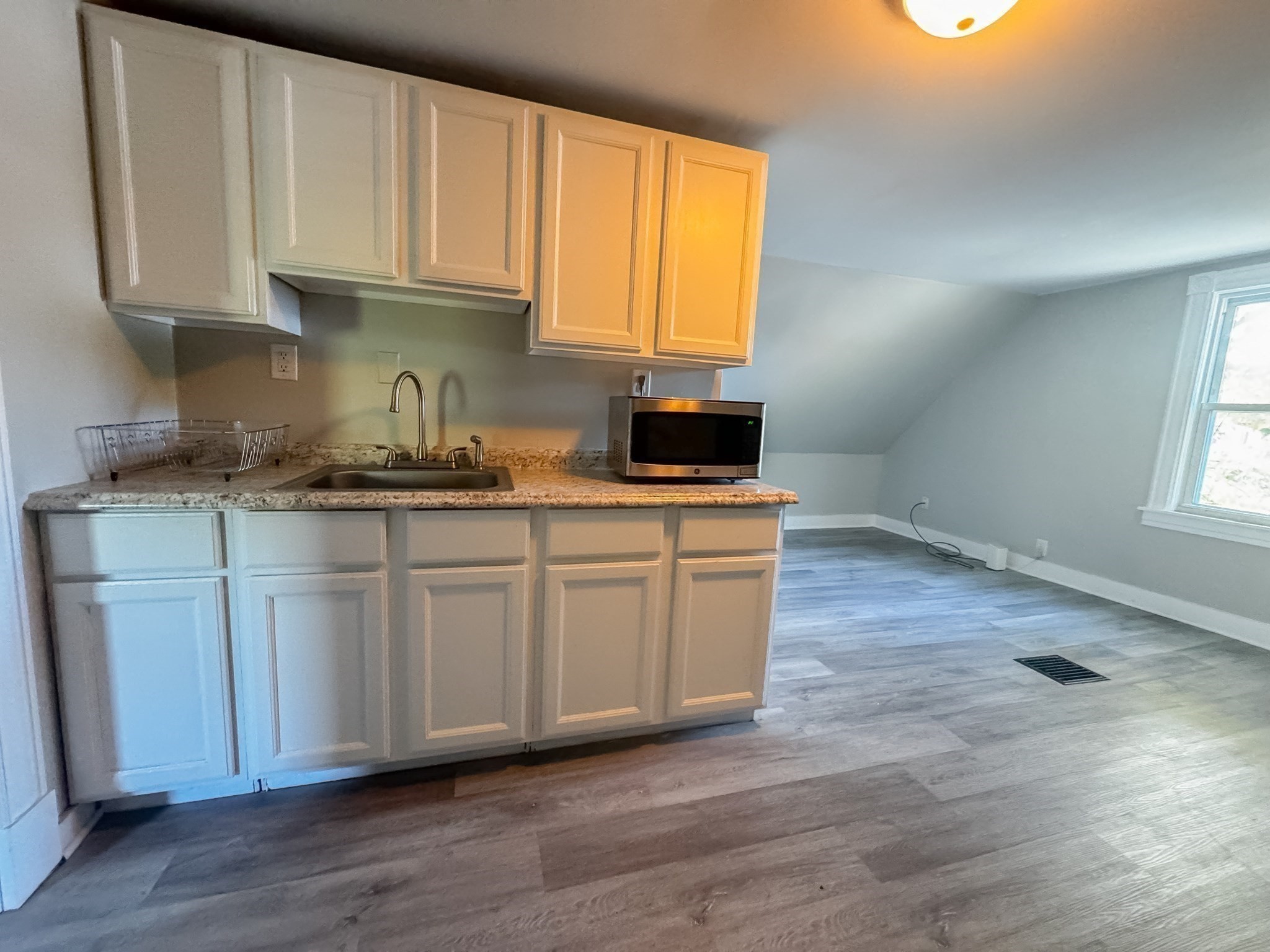 3 Noel St, Springfield, MA 01108 - Image 24