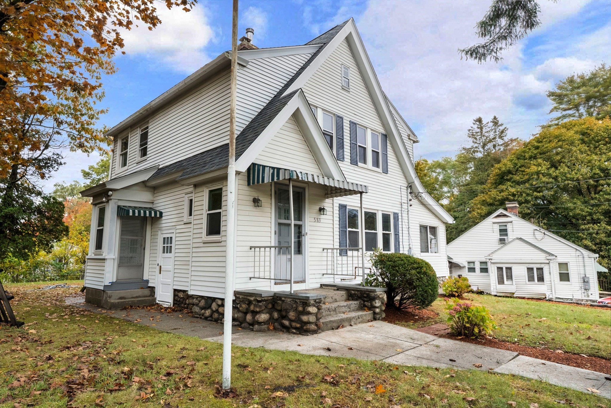 589 Sunderland Rd, Worcester, MA 01604 - Image 2